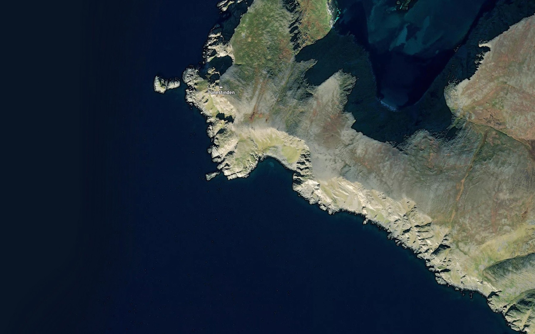 Satellite map of the Laukvika