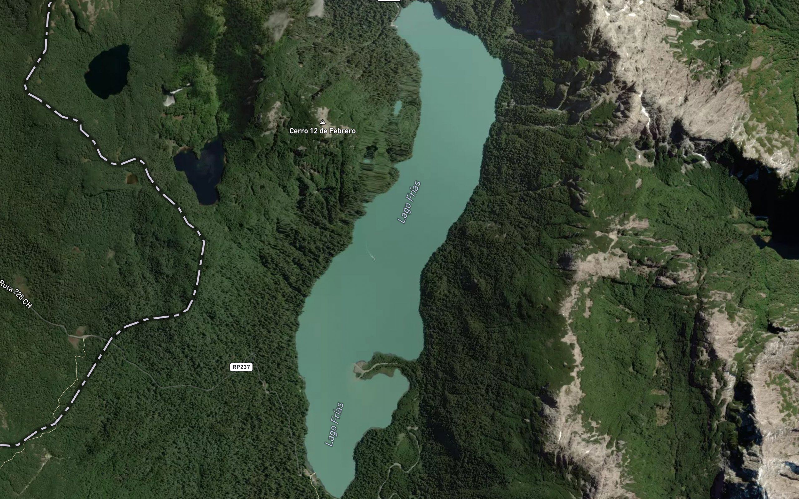 Laguna Frias