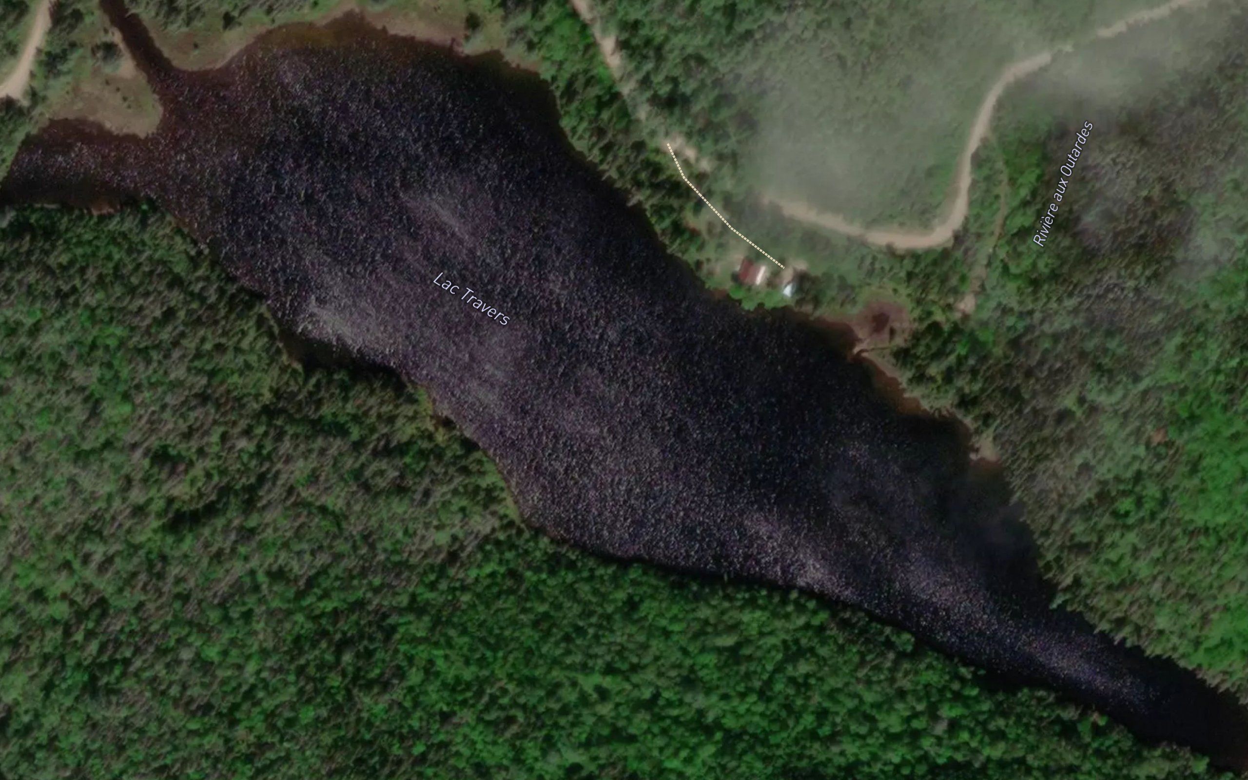 Lac Travers