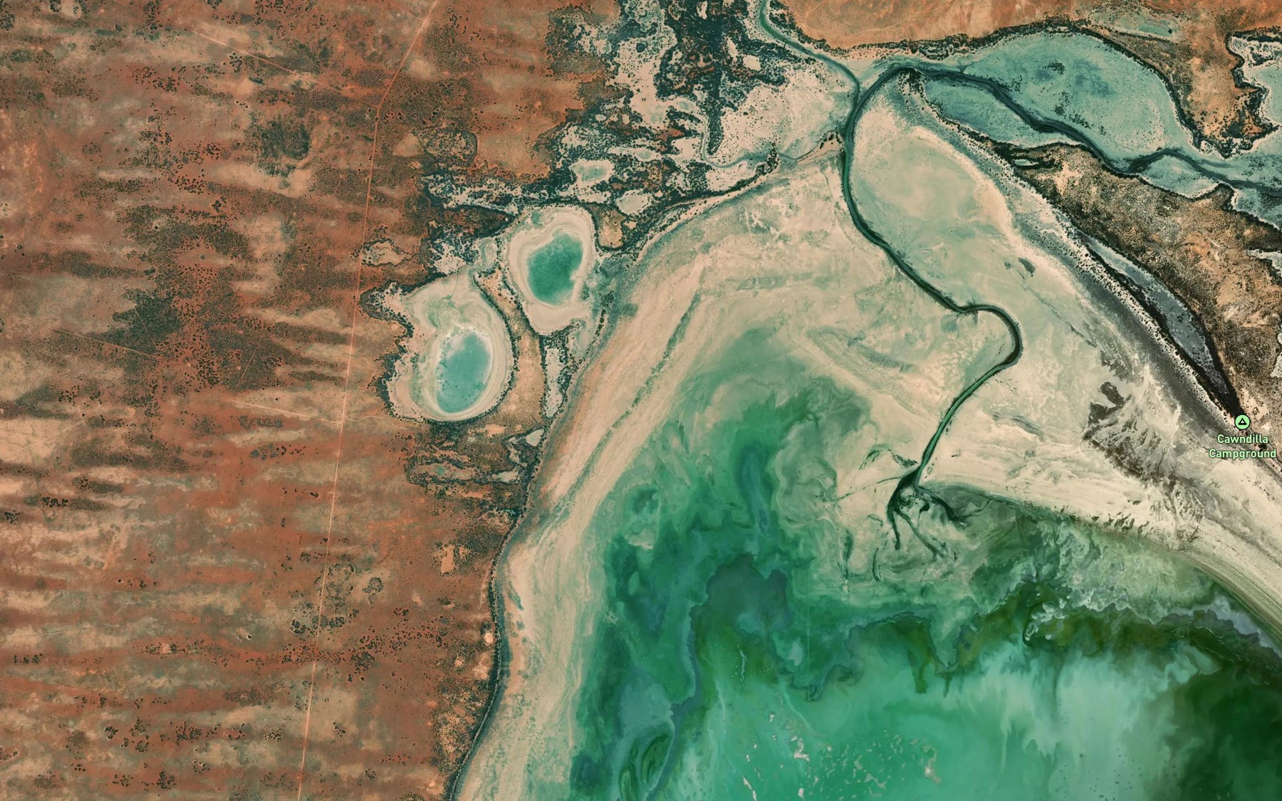 Satellite map of the Spectacle Lakes