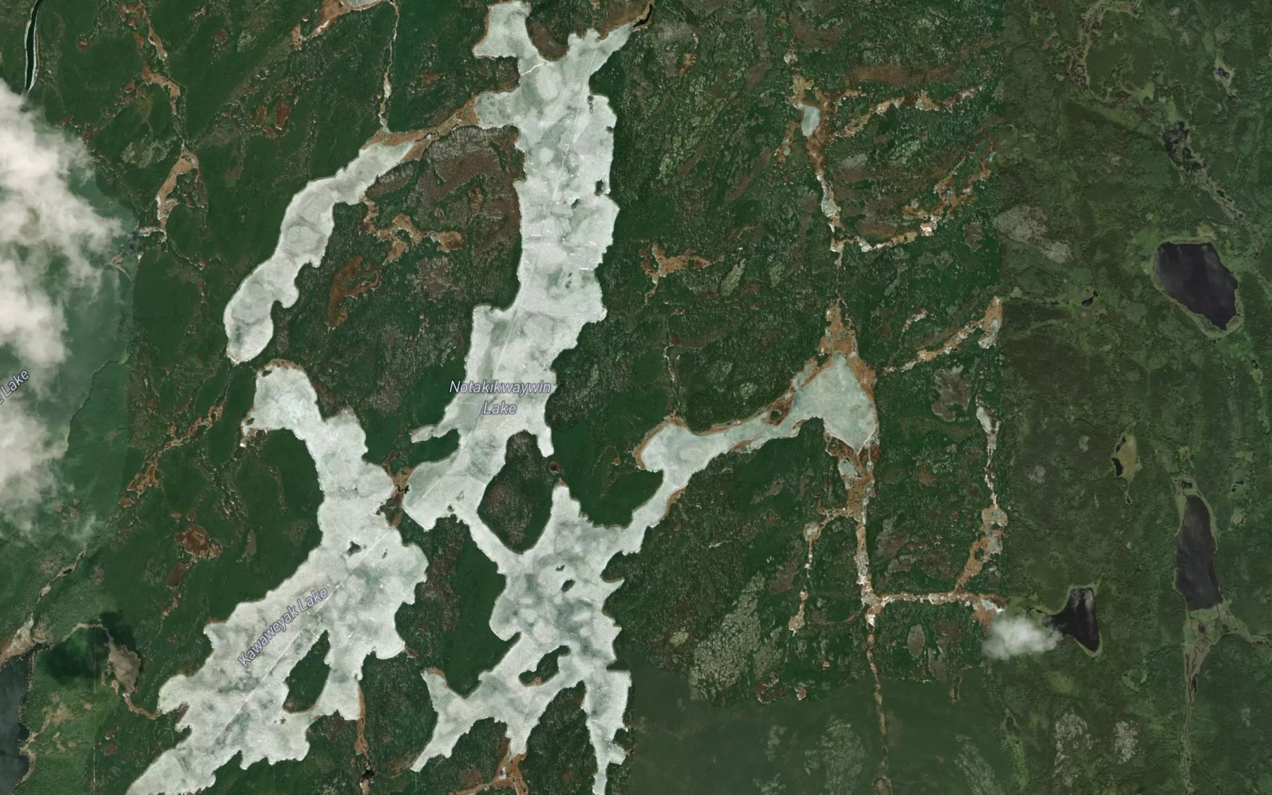 Satellite map of the Notakikwaywin Lake