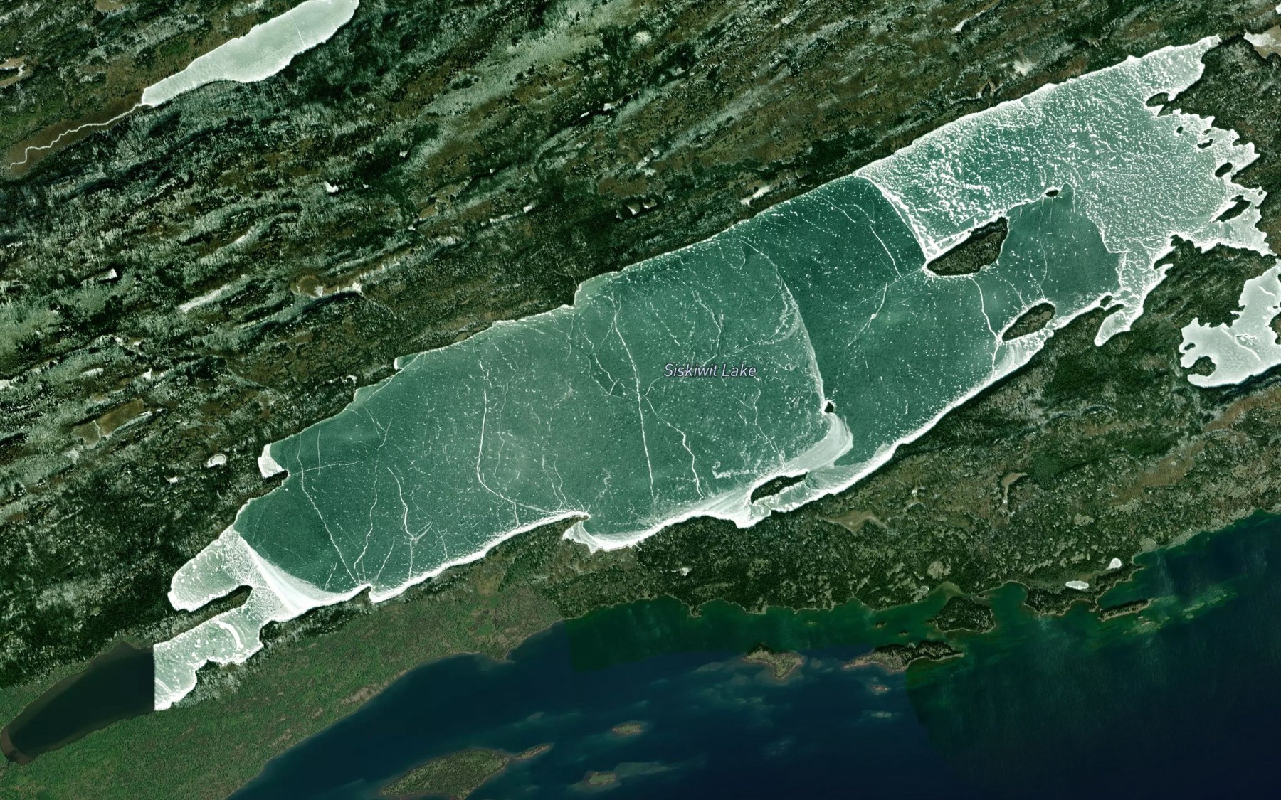 Satellite map of the Siskiwit Lake