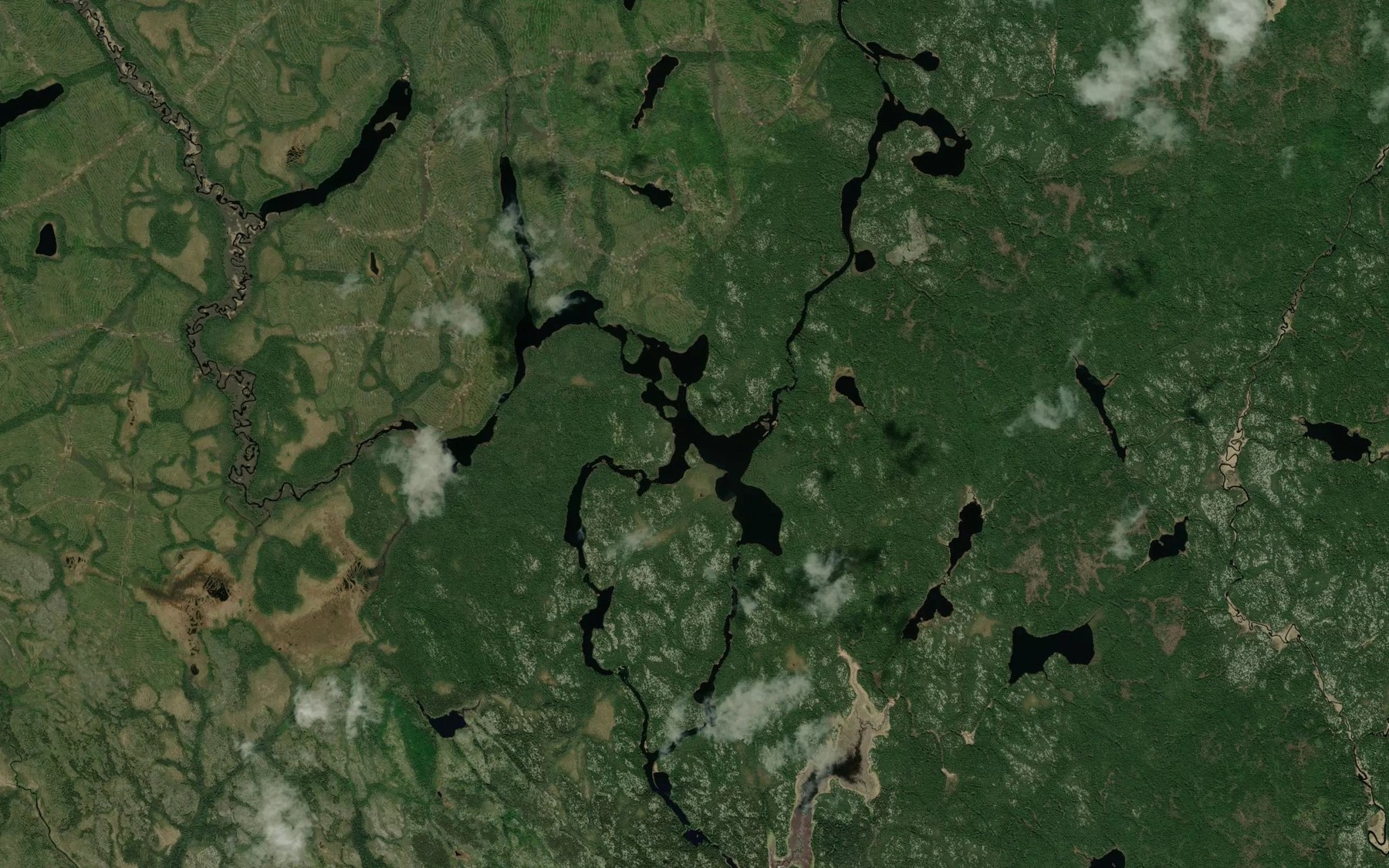 Satellite map of the Lac Houde