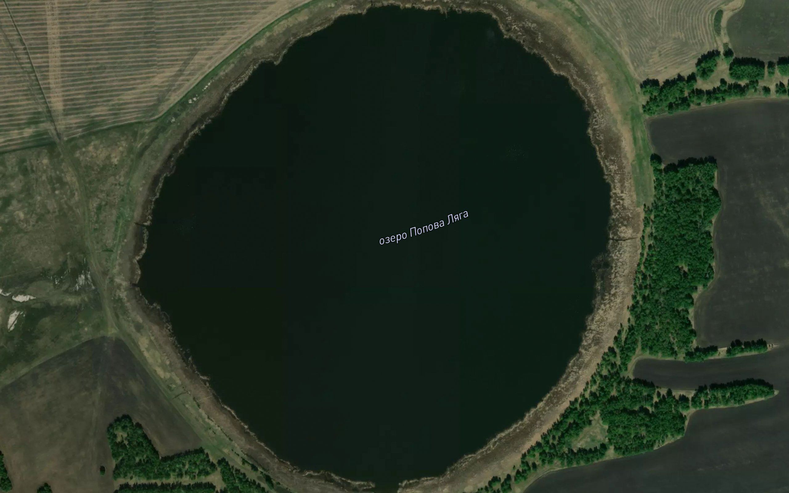 Ozero Popova Lyava