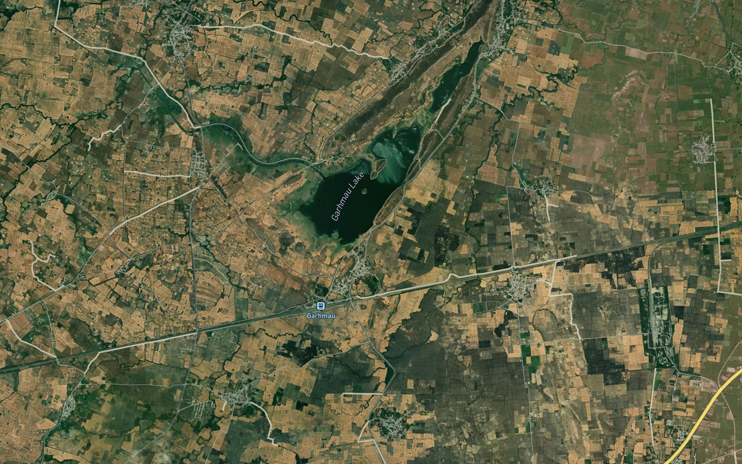 Garhmau Canal
