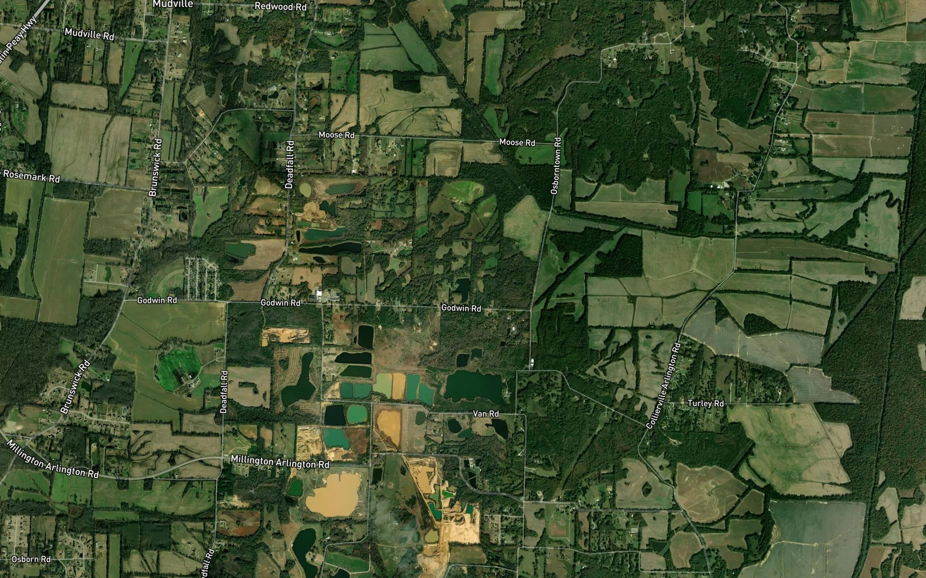 Satellite map of the Robert G Drewrys Lake