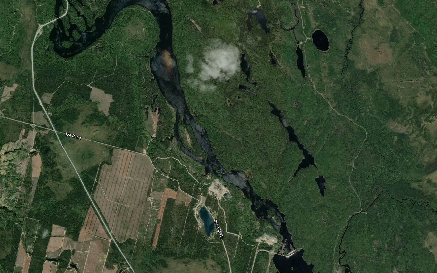Satellite map of the Chute de l'Ilet
