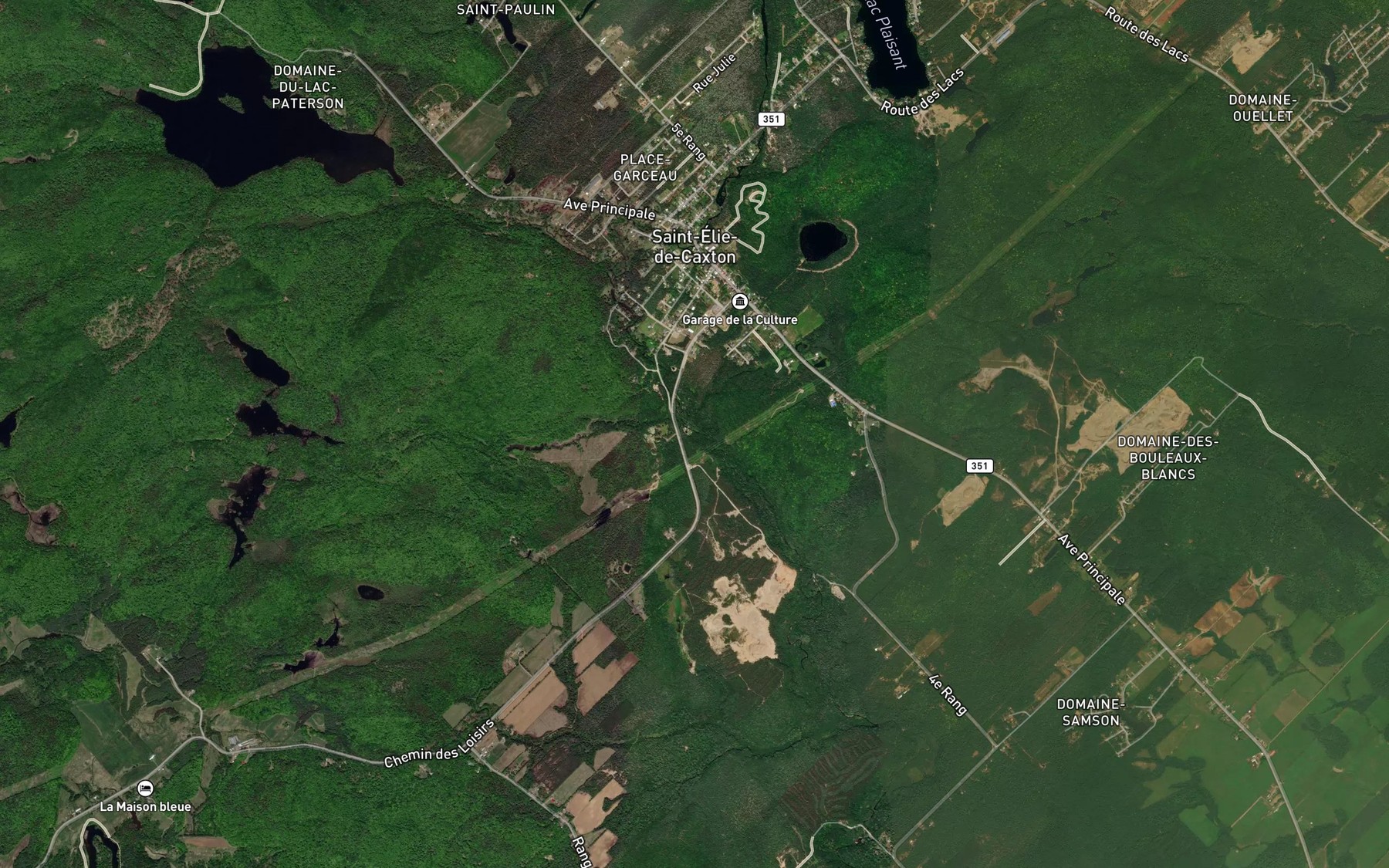 Satellite map of the Decharge du Lac