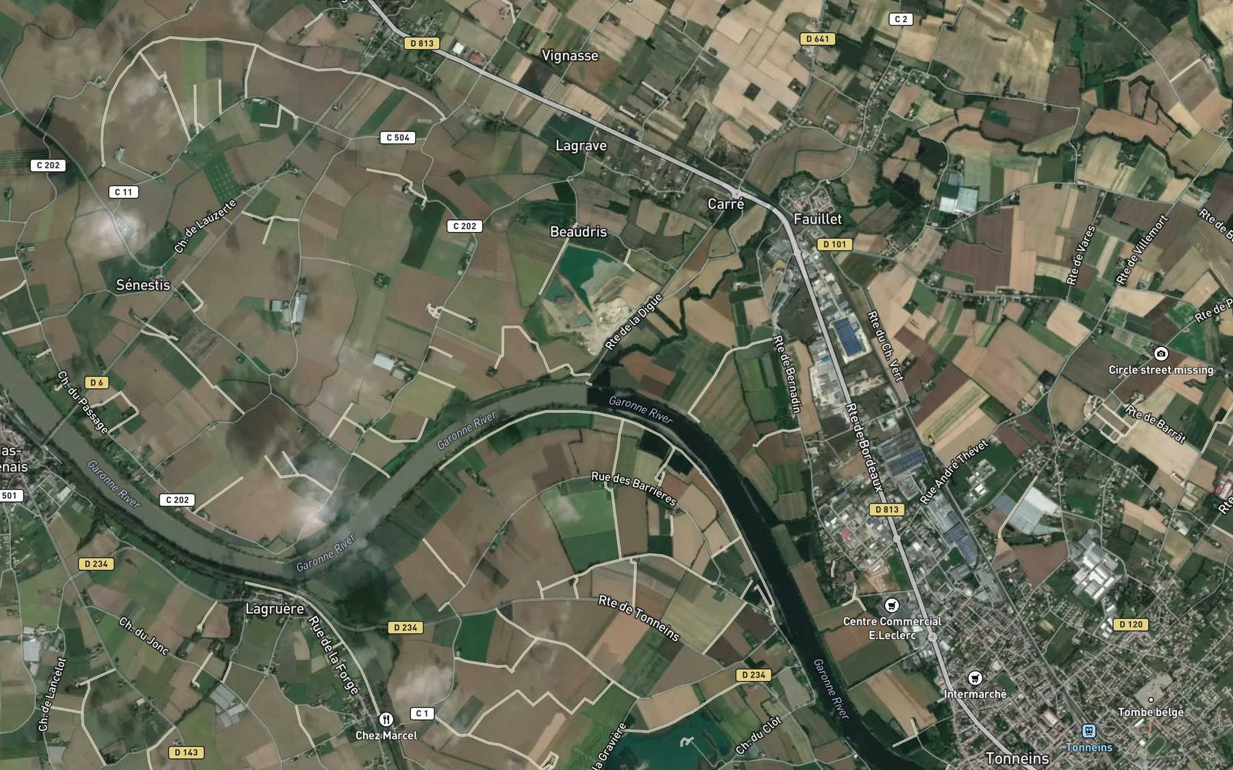 Satellite map of the Tolzac