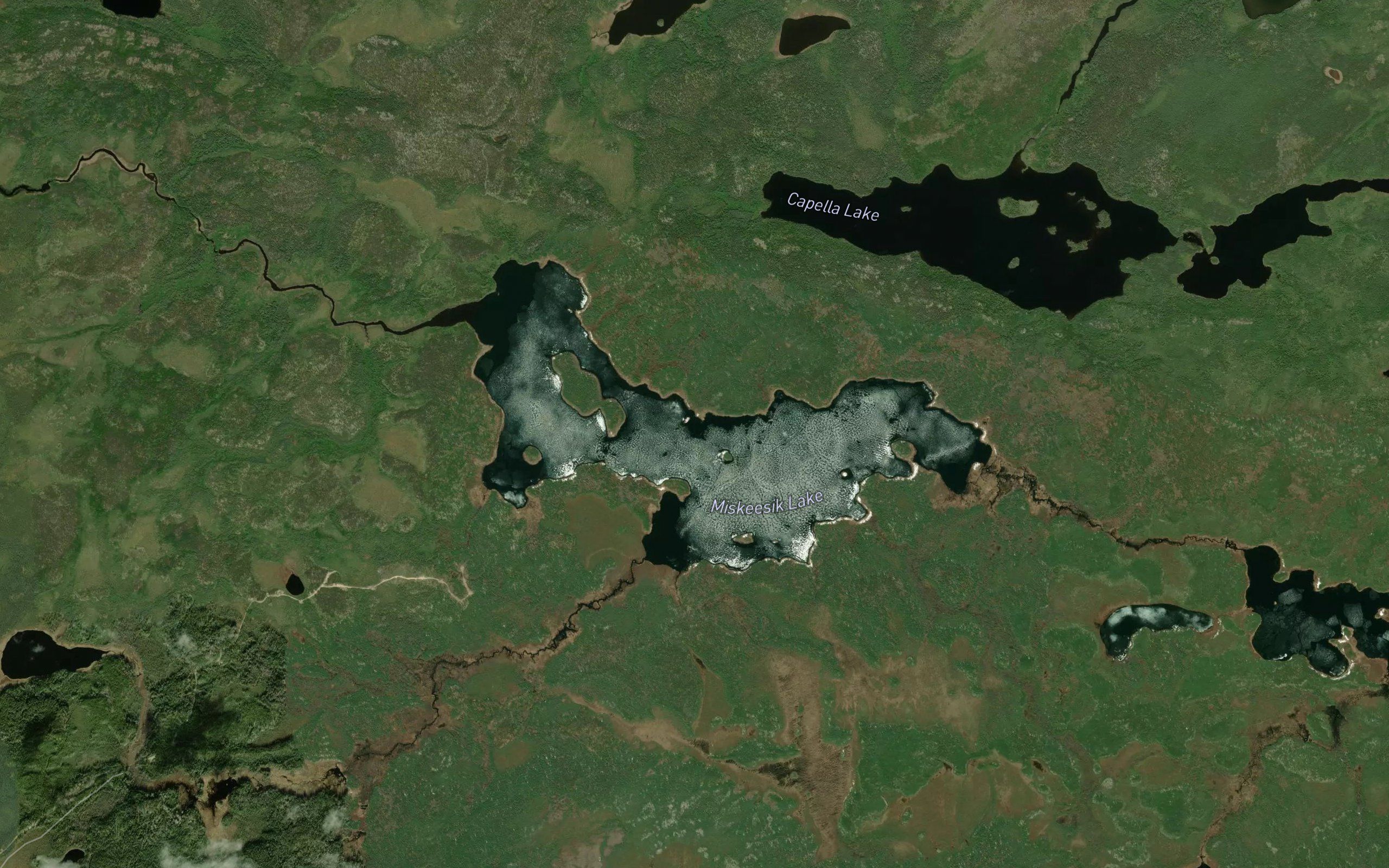 Miskeesik Lake