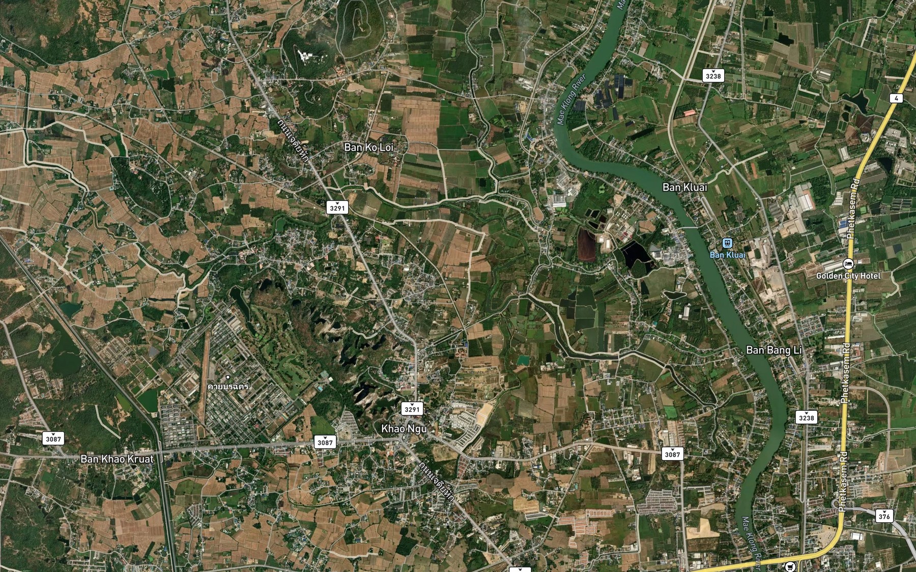 Satellite map of the Huai Takhaeng