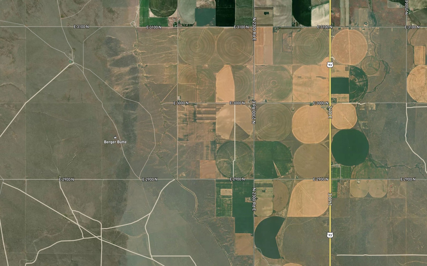 Satellite map of the Lateral 213