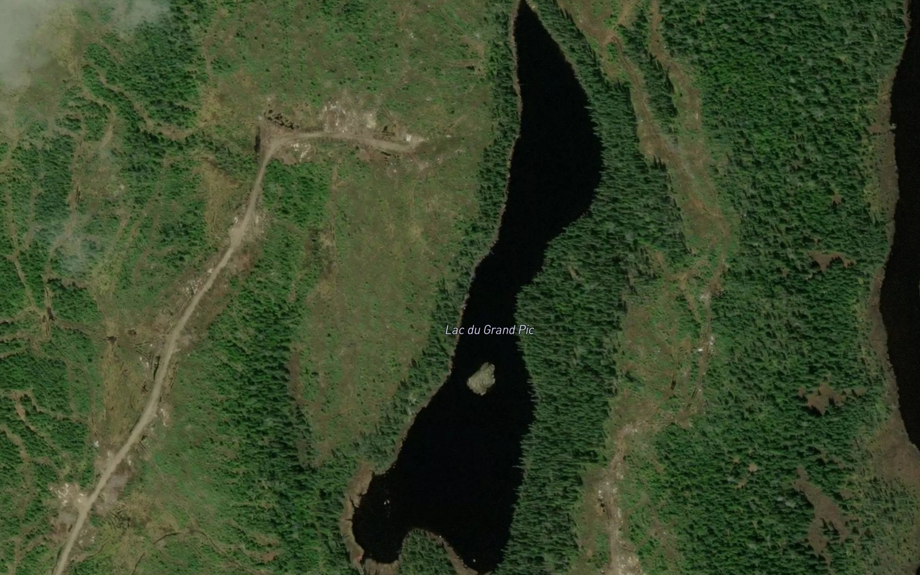 Satellite map of the Lac du Grand Pic