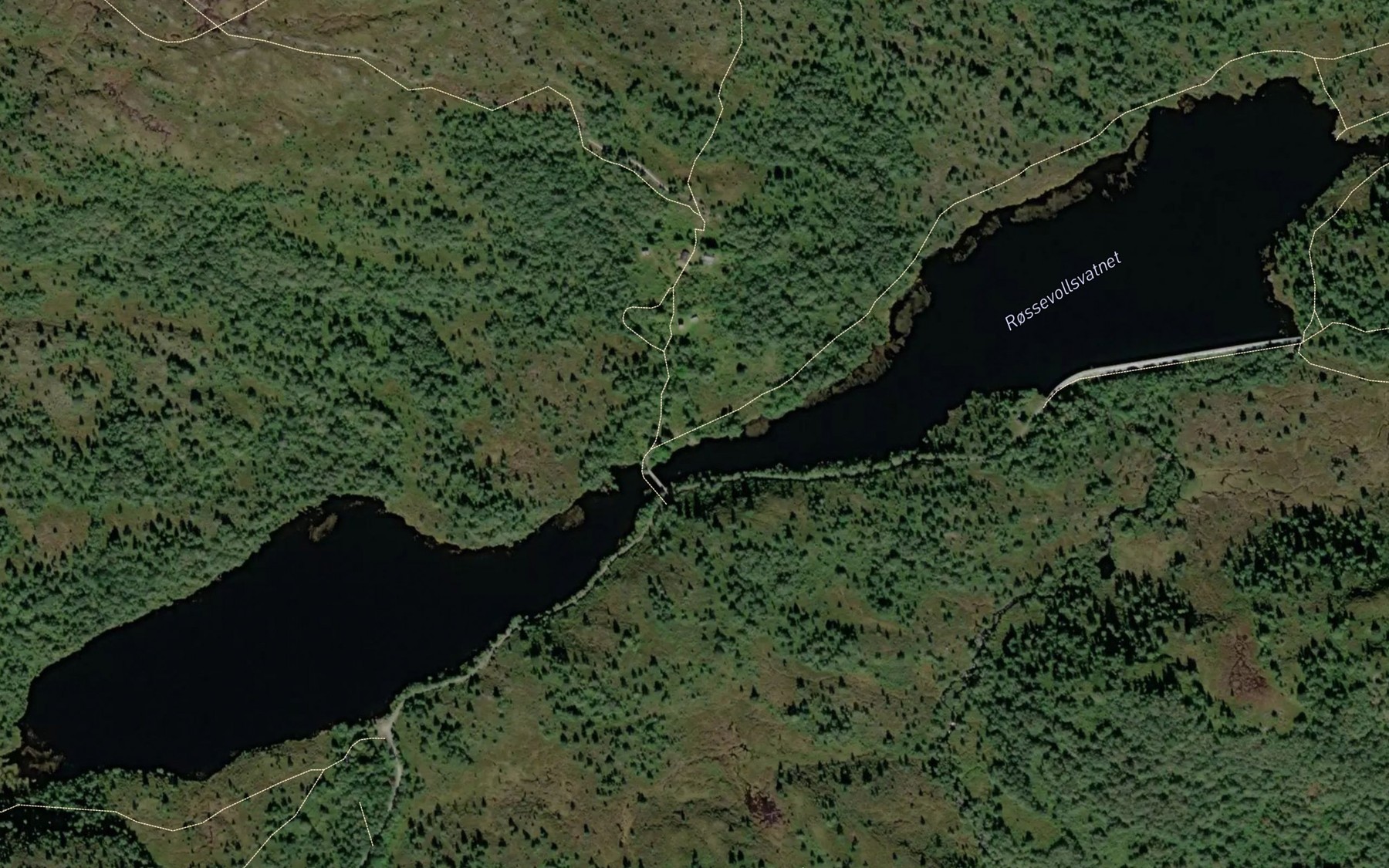 Satellite map of the Rossevollsvatnet