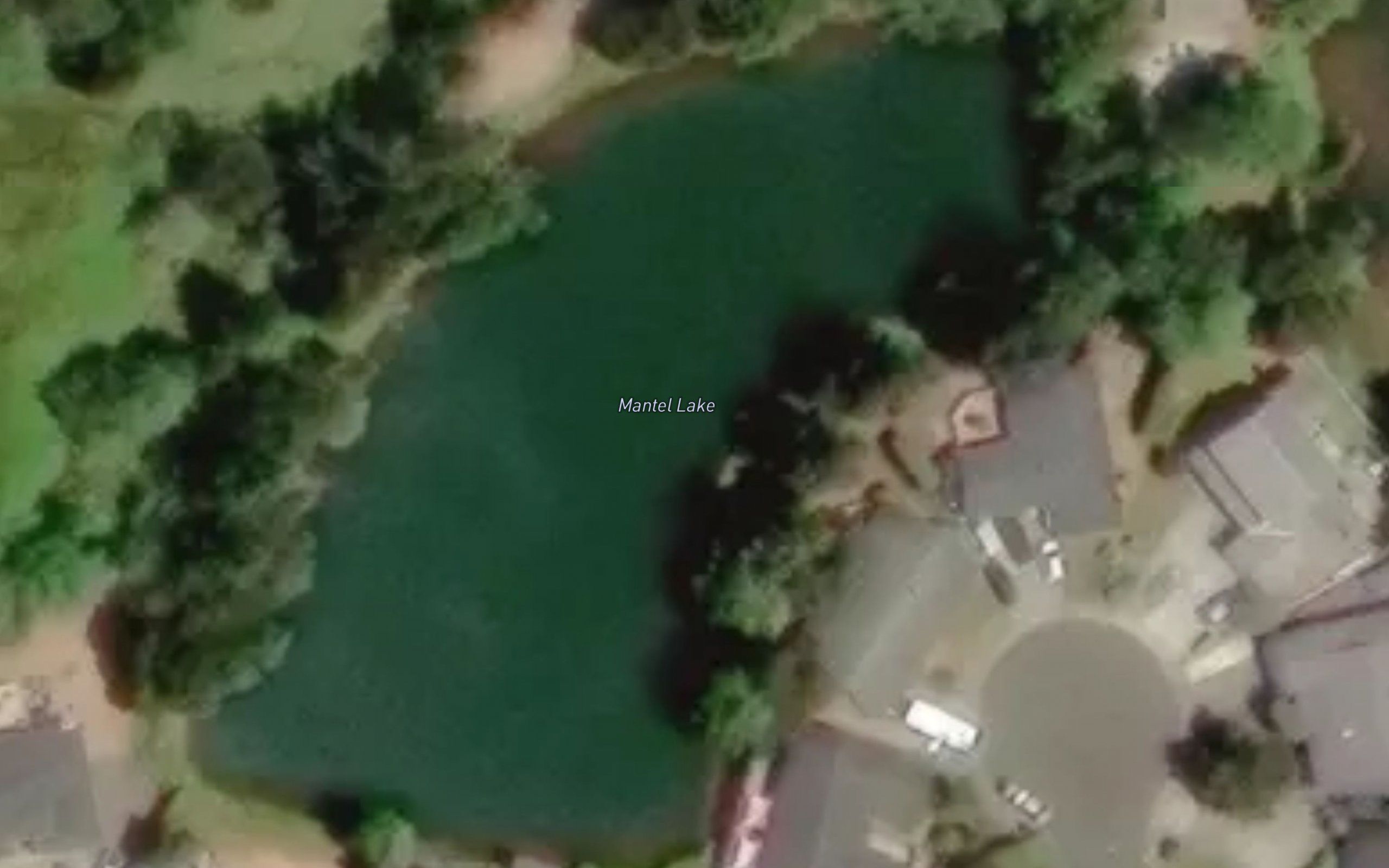 Mantel Lake