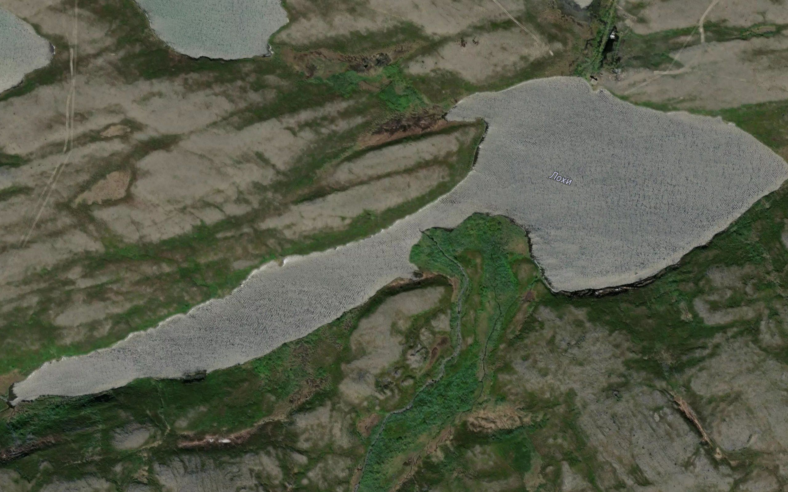 Ozero Lokhi