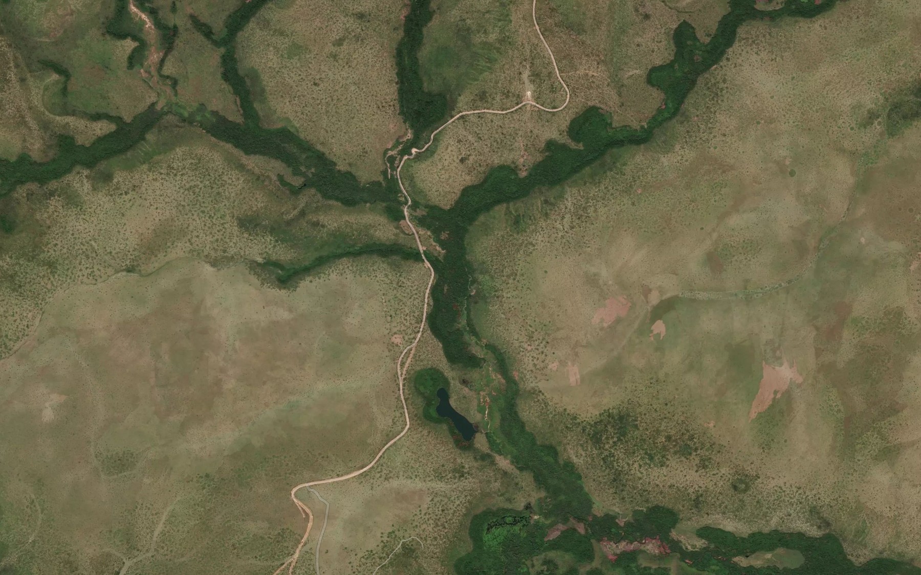 Satellite map of the Lolou
