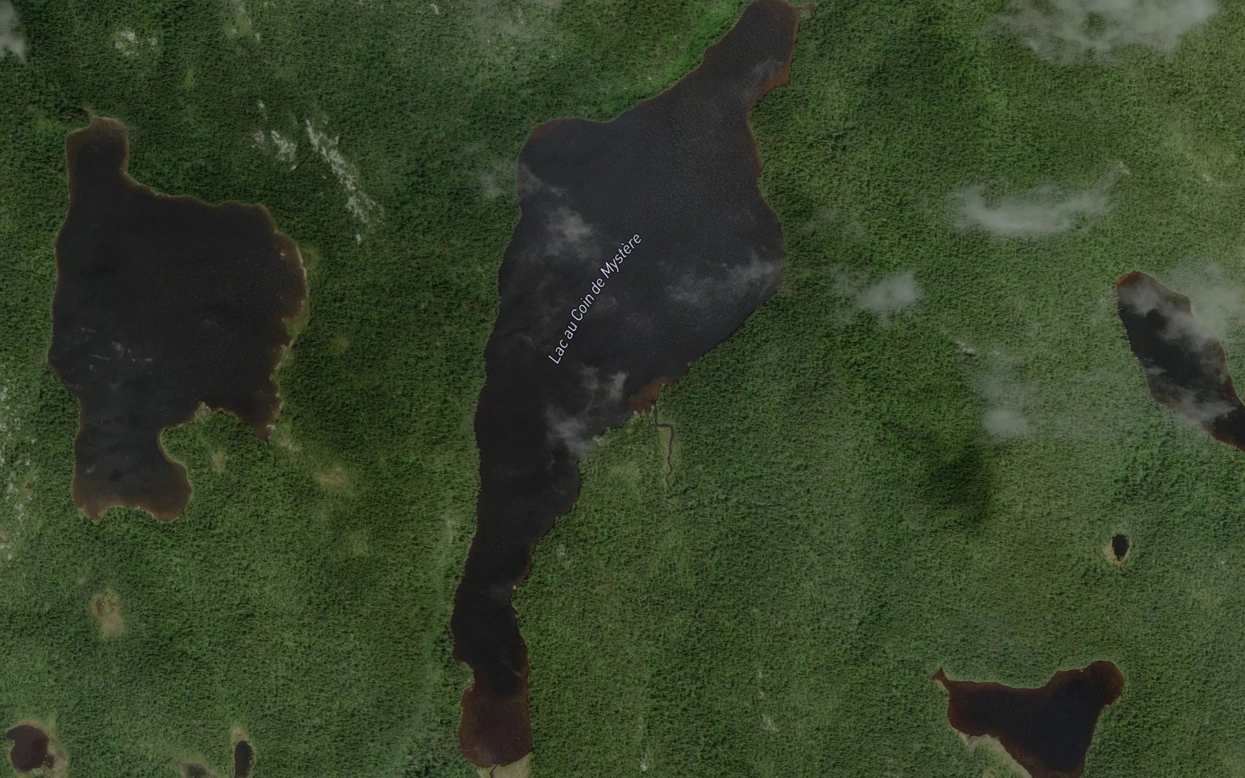 Satellite map of the Lac au Coin de Mystere