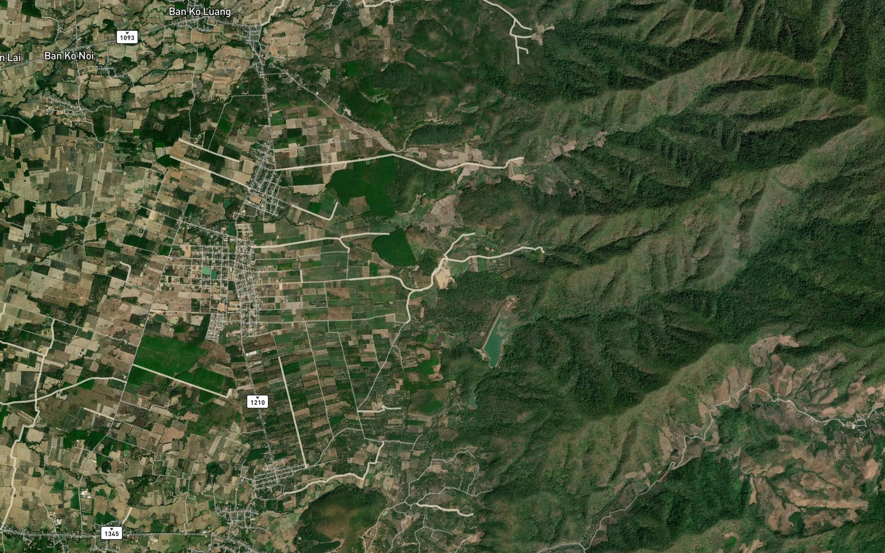 Satellite map of the Ang Kep Nam Uam