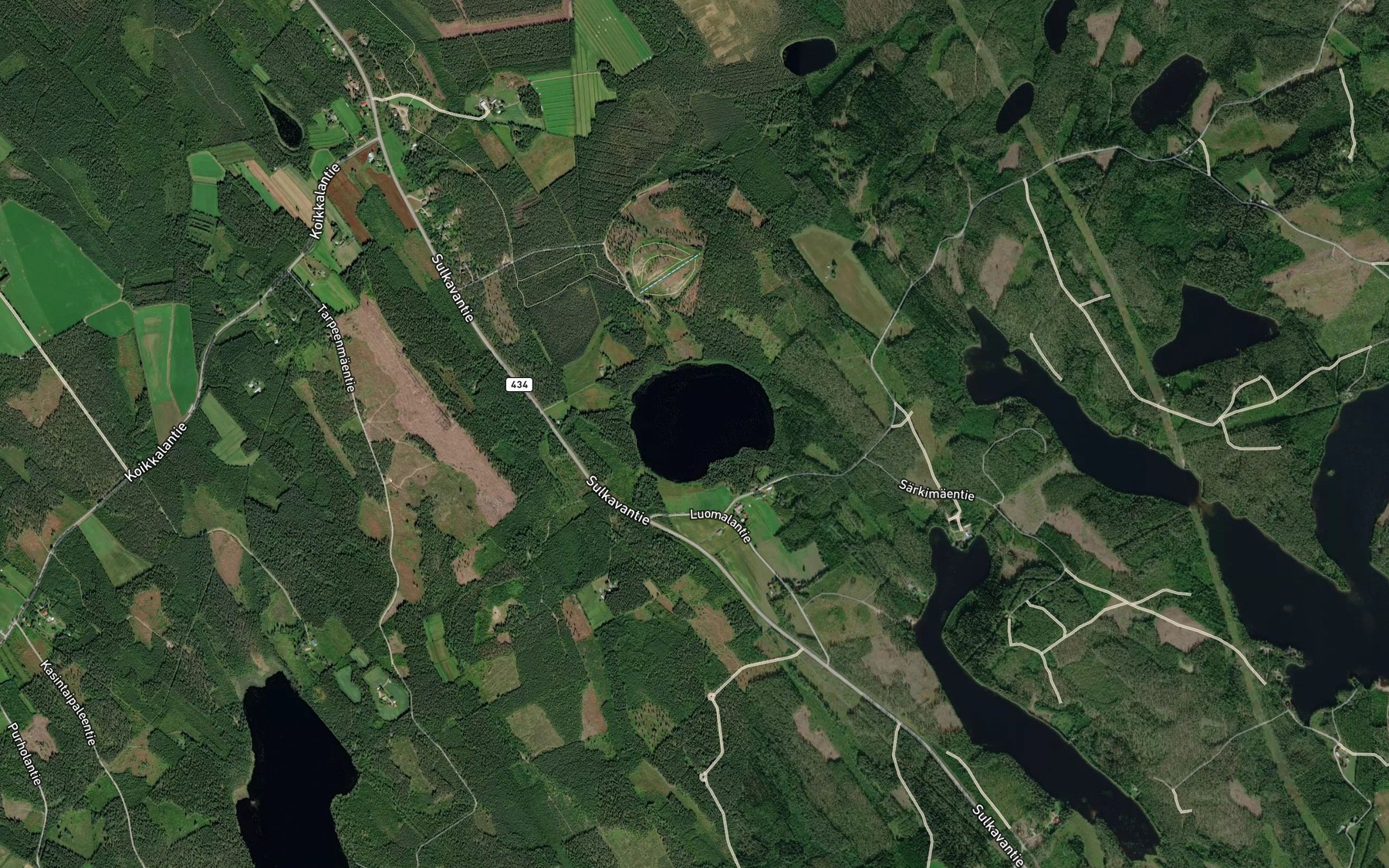 Satellite map of the Luomasenlampi