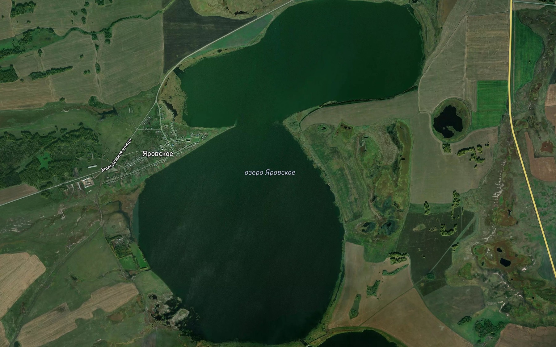 Satellite map of the Ozero Yarovskoye