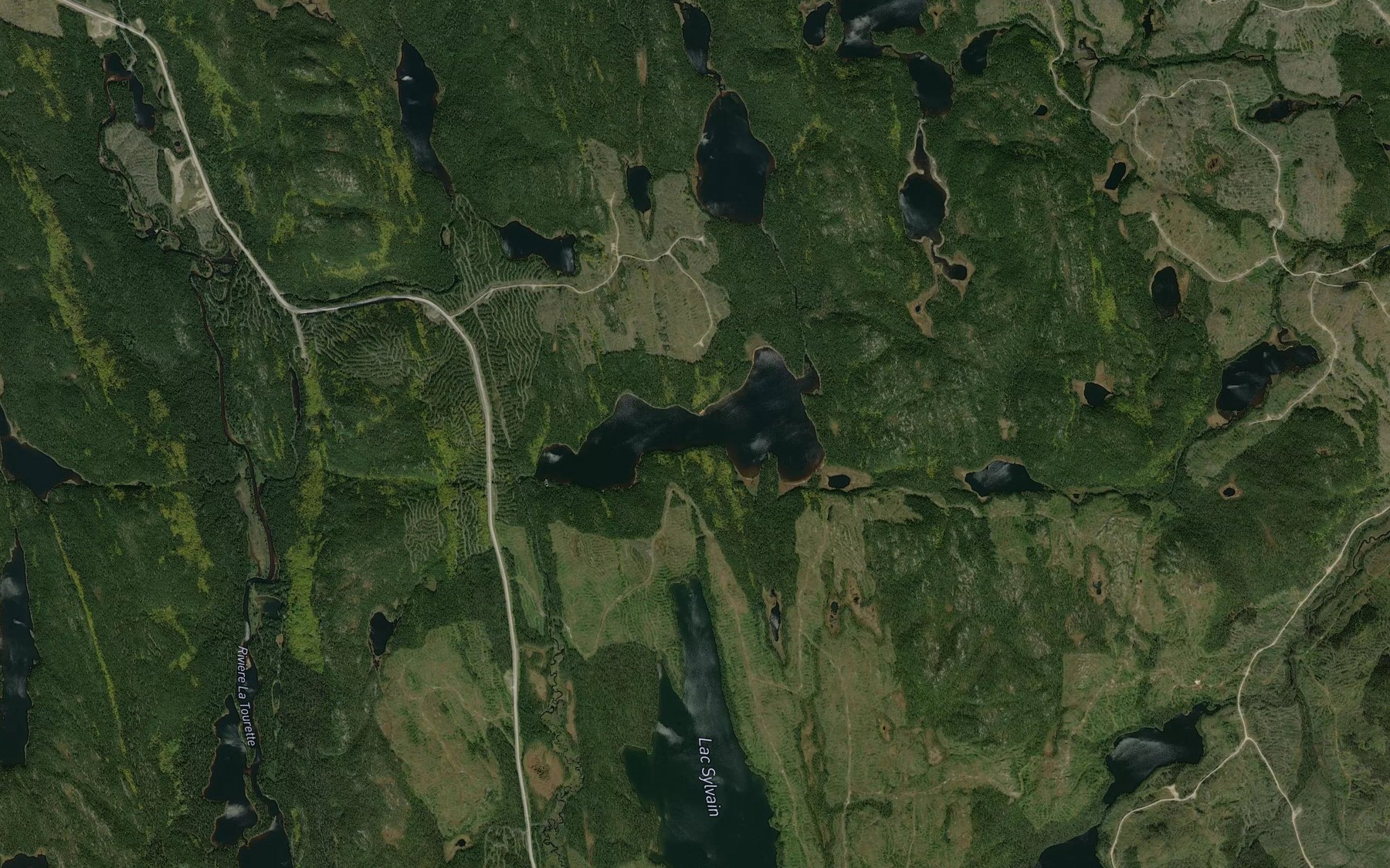 Satellite map of the Lac Yves