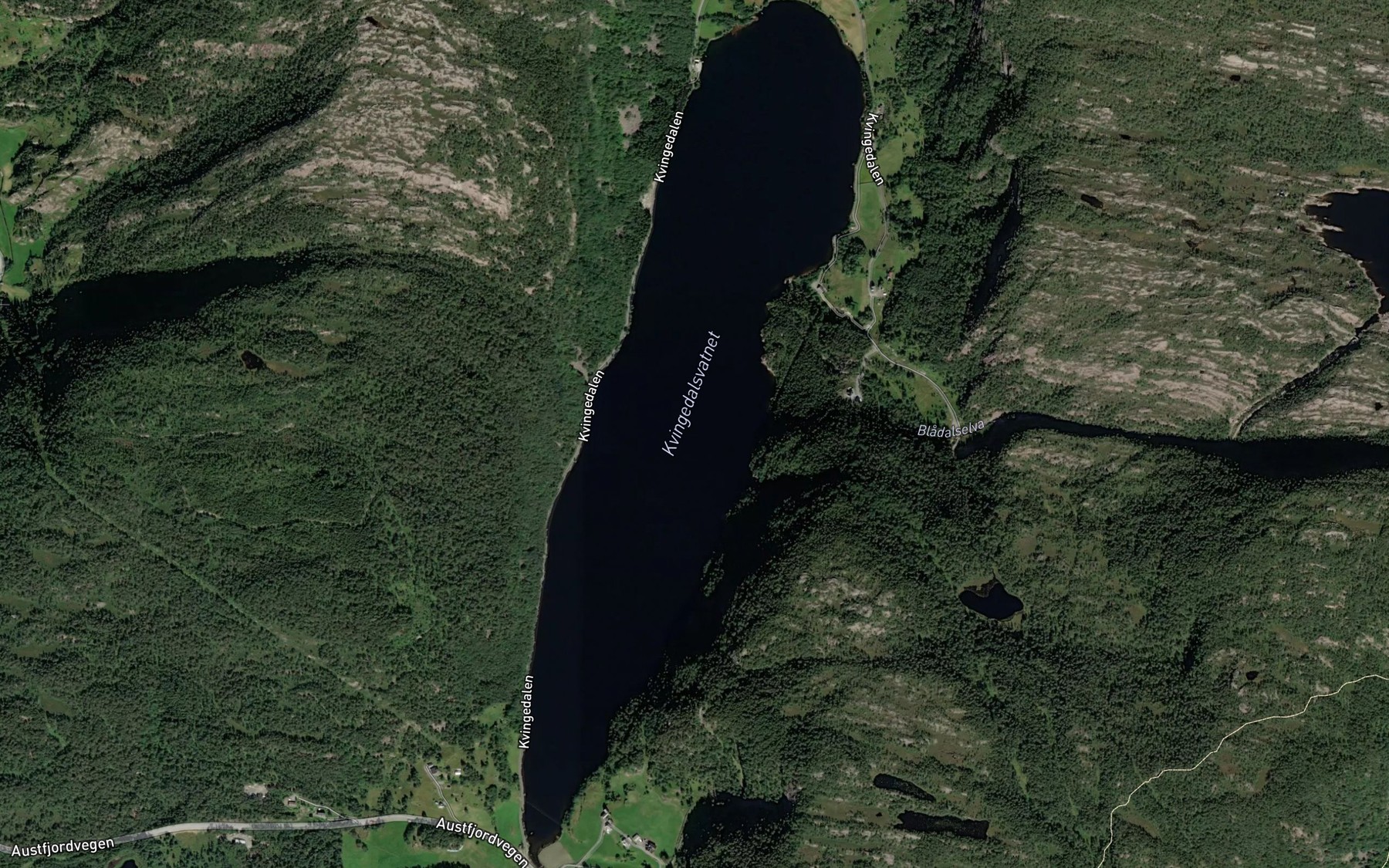 Satellite map of the Kvingedalsvatnet