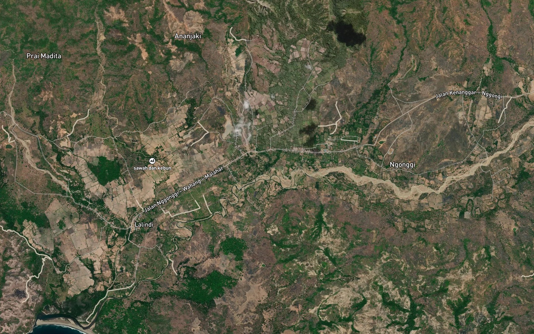 Satellite map of the Luku Laau