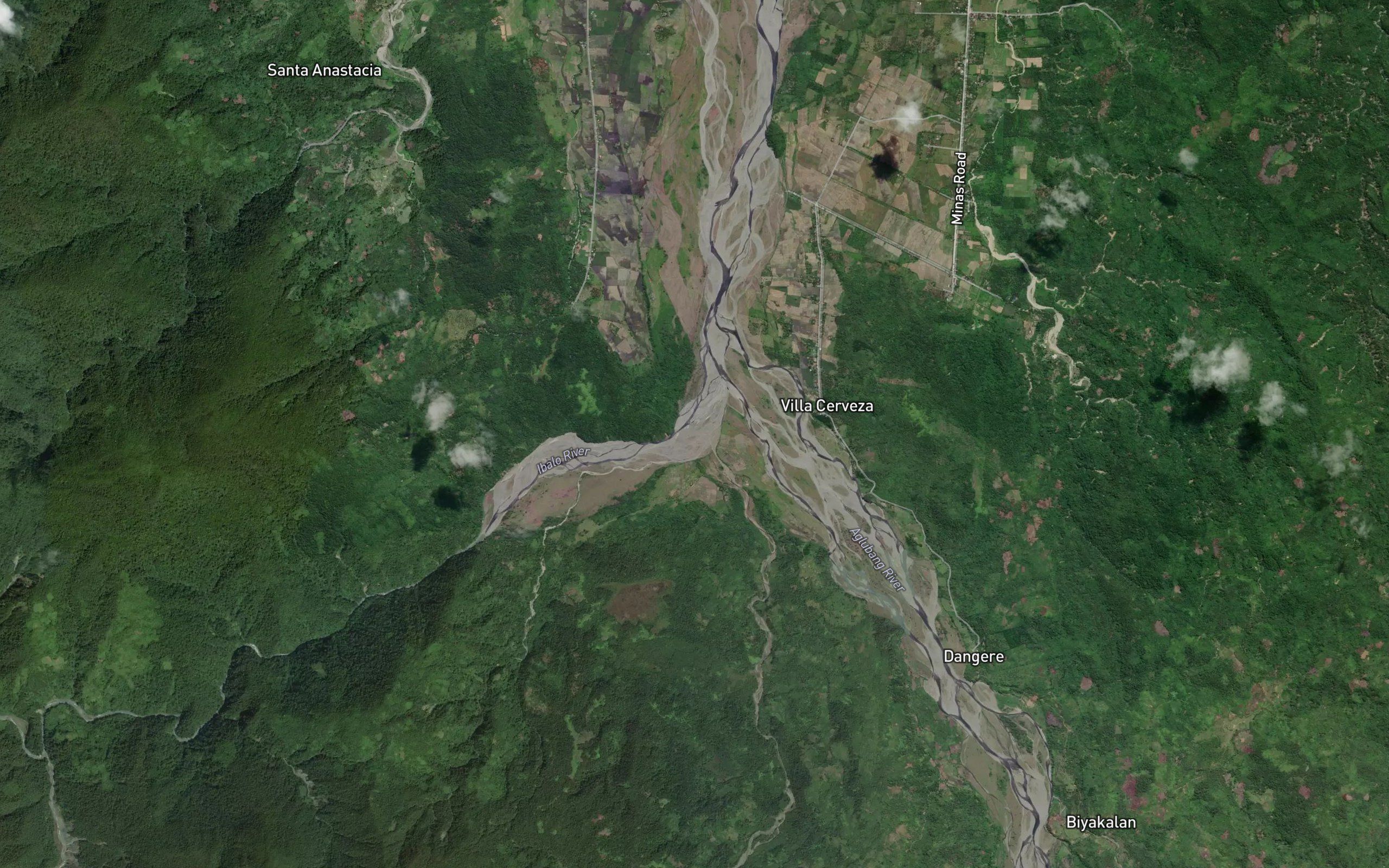 Aglubang River