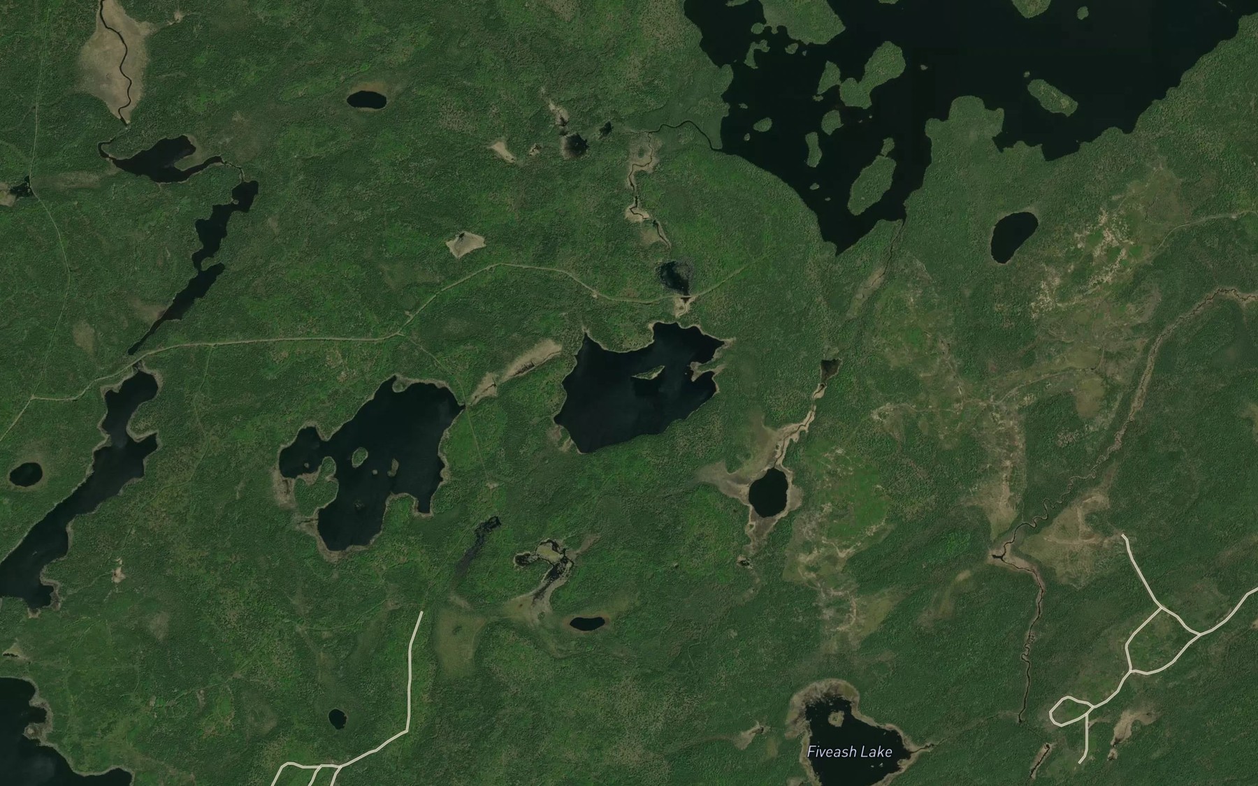 Satellite map of the Askwith Lake