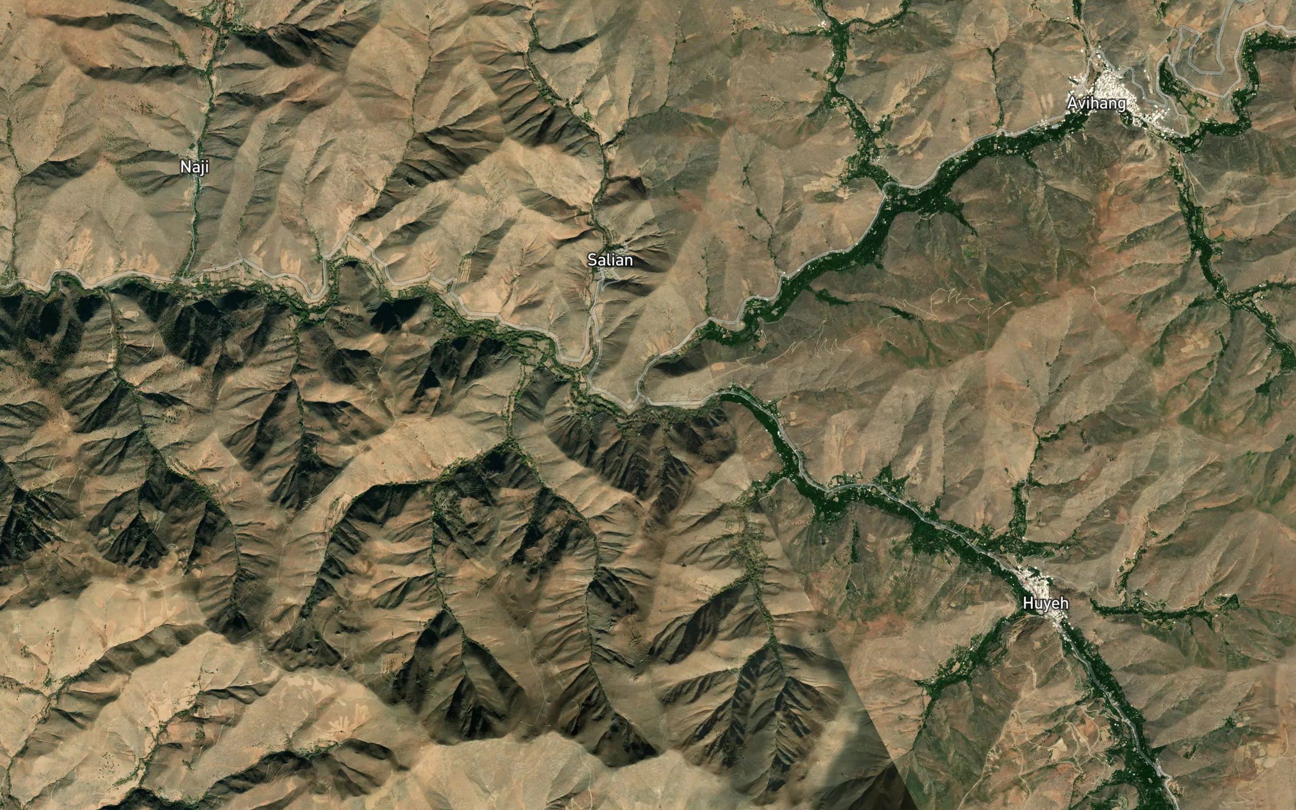 Rudkhaneh-ye Sar Huyeh