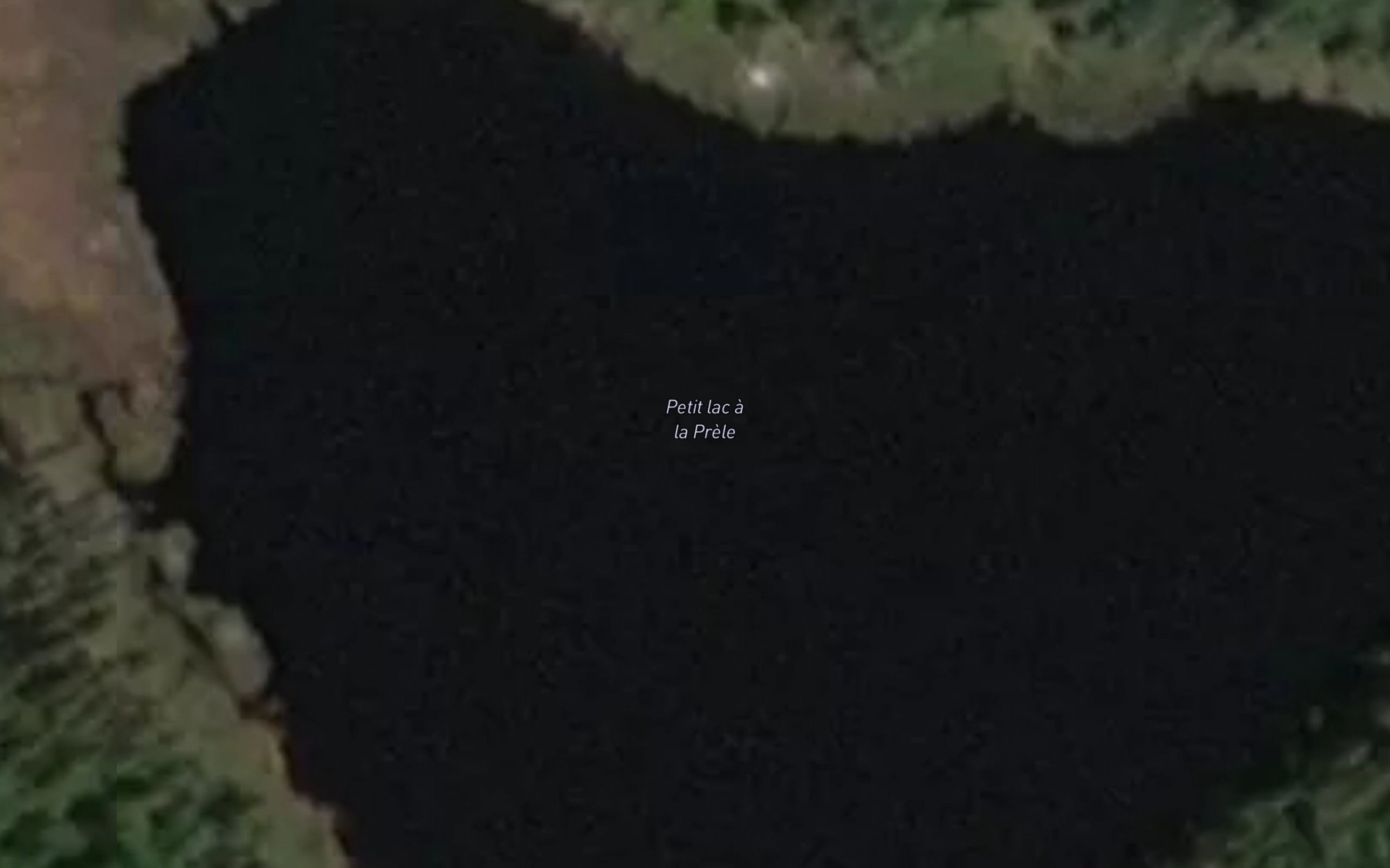 Satellite map of the Petit lac a la Prele