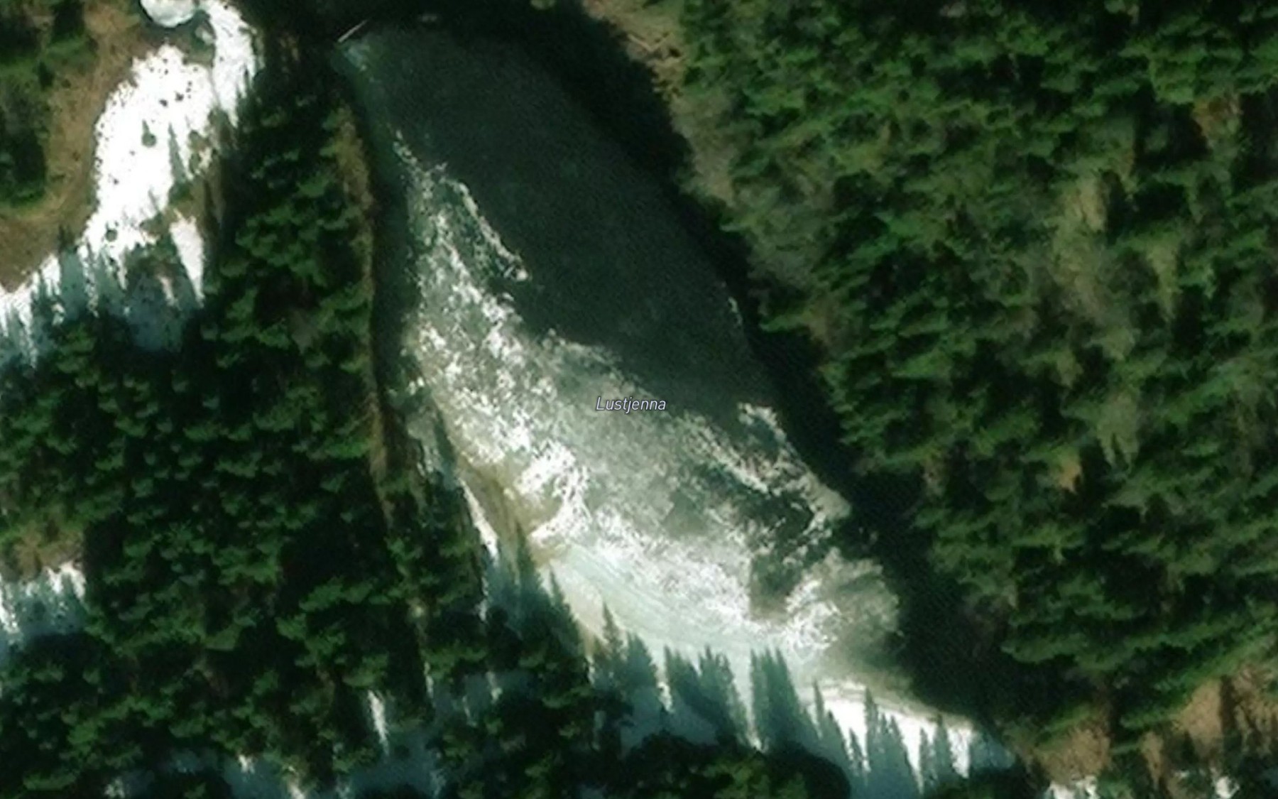 Satellite map of the Lustjenna