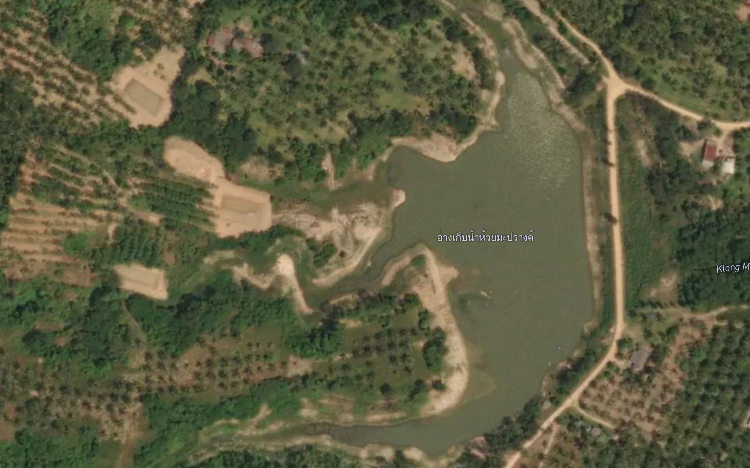 Ang Kep Nam Huai Maprang