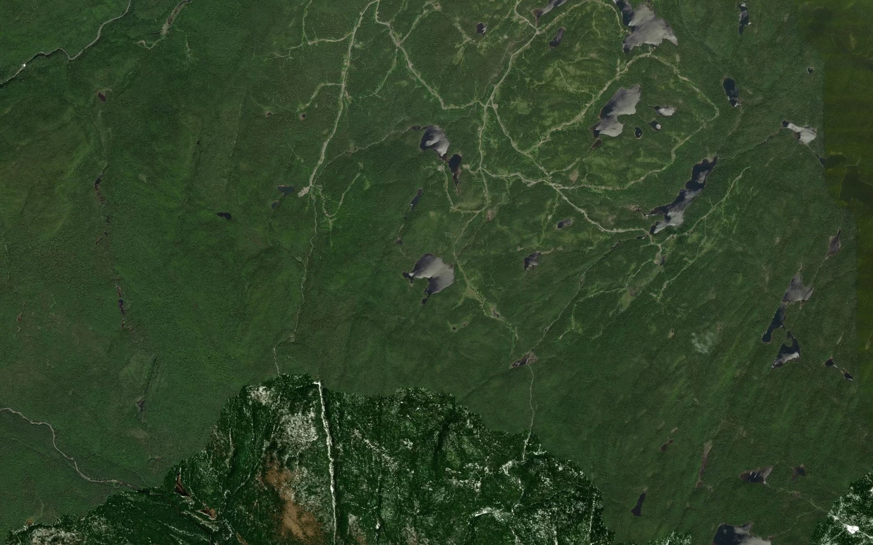Satellite map of the Lac de l'Ecureuil