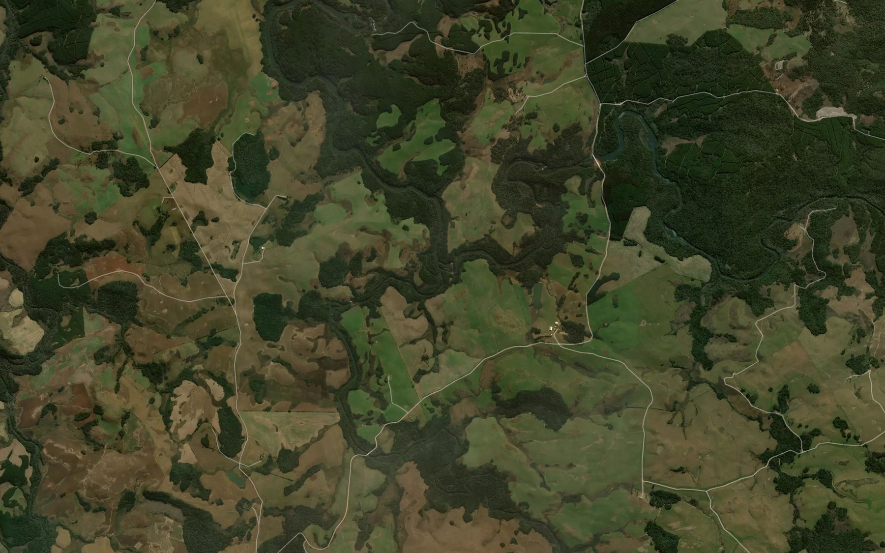 Satellite map of the Rio da Bandeira