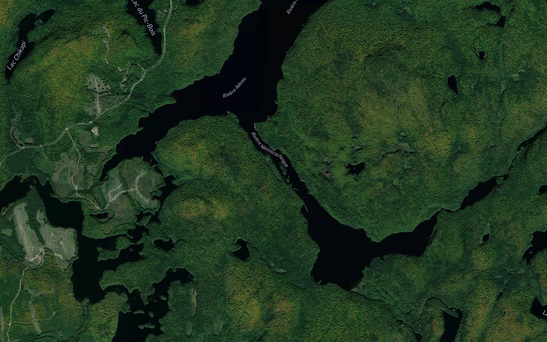 Satellite map of the Passe Opwapiska