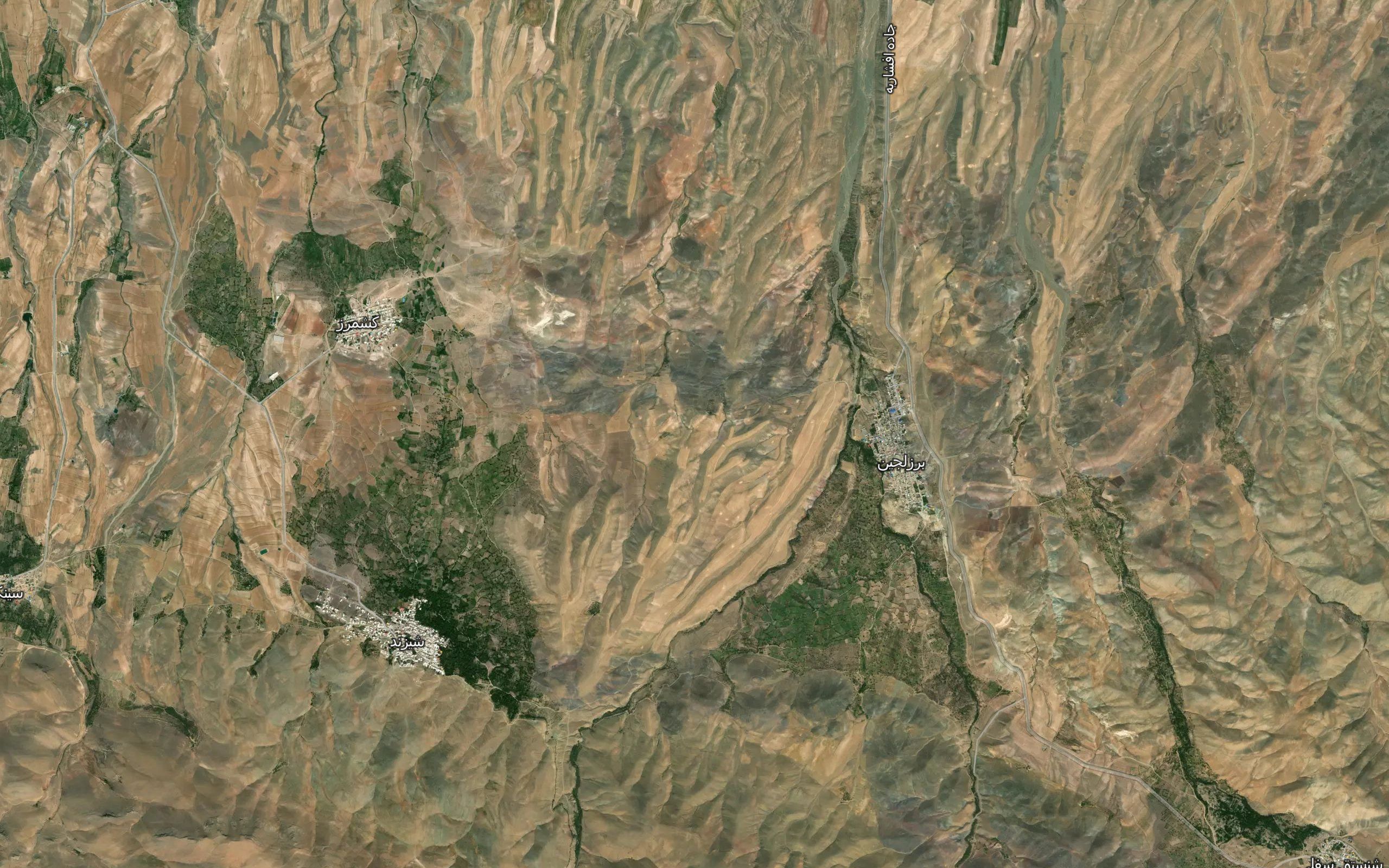 Cheshmeh-ye Qomeshli Darreh
