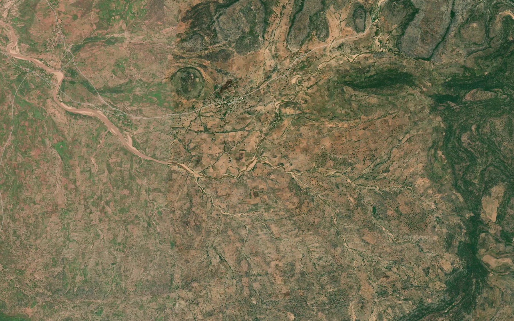 Satellite map of the Mongtin