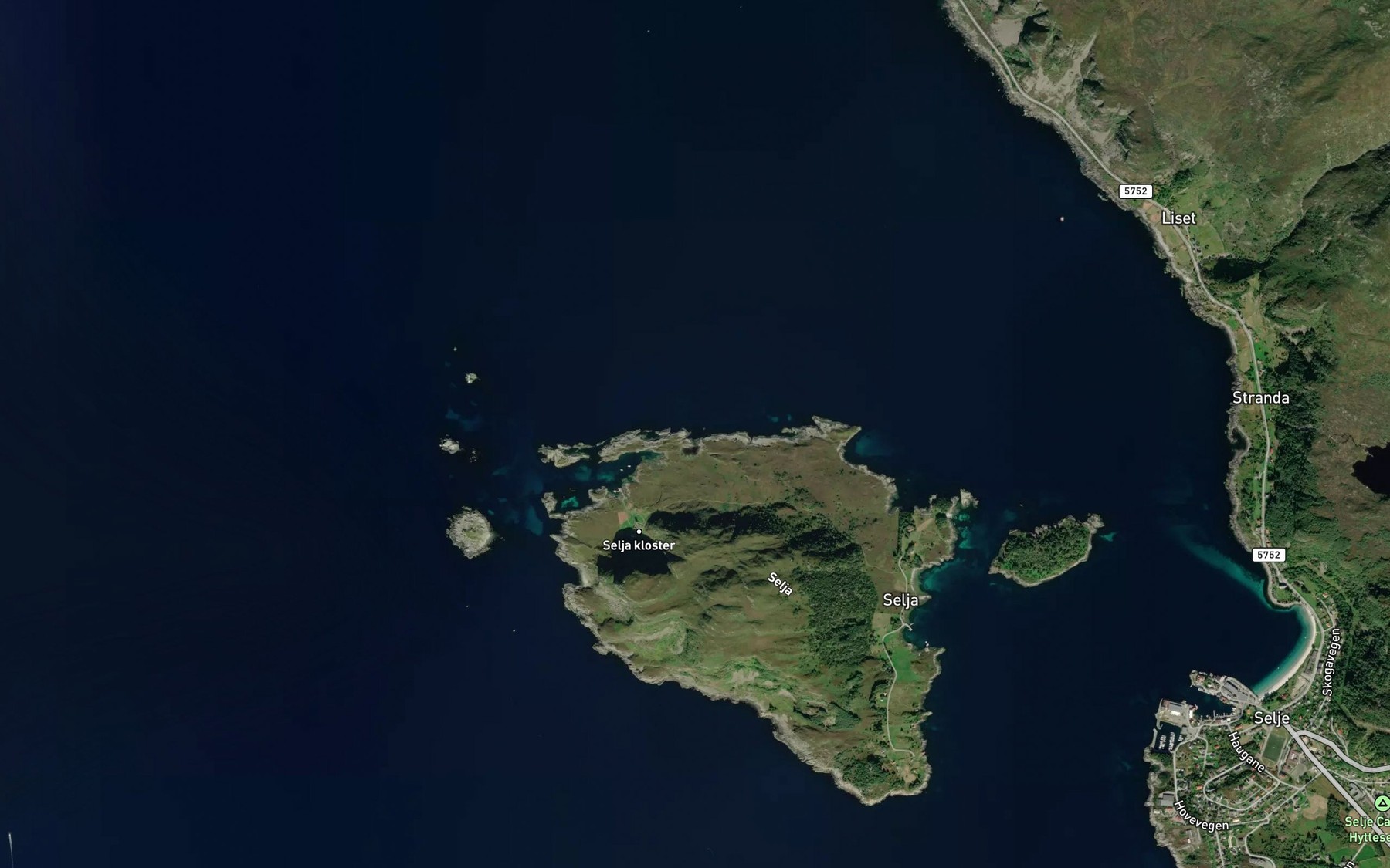 Satellite map of the Helmavika