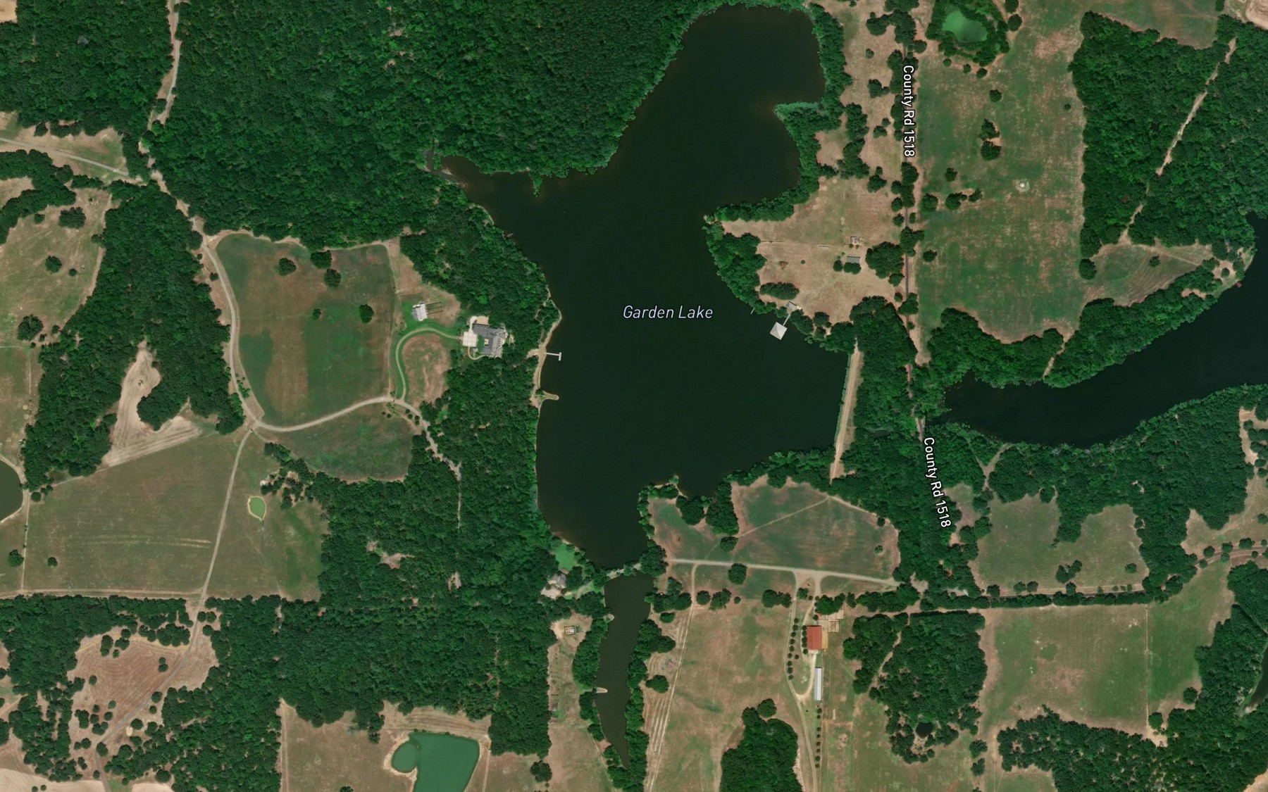 Satellite map of the Garden Lake