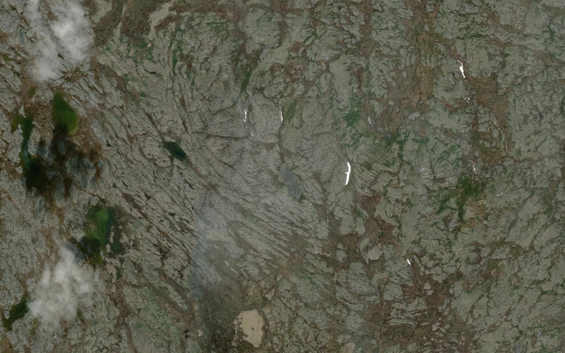 Satellite map of the Lac Isiuralittaalik