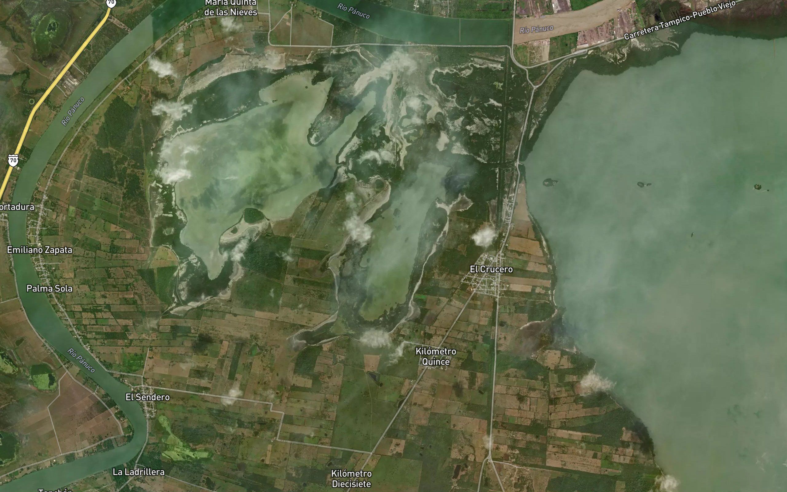 Laguna Paso de las Piedras