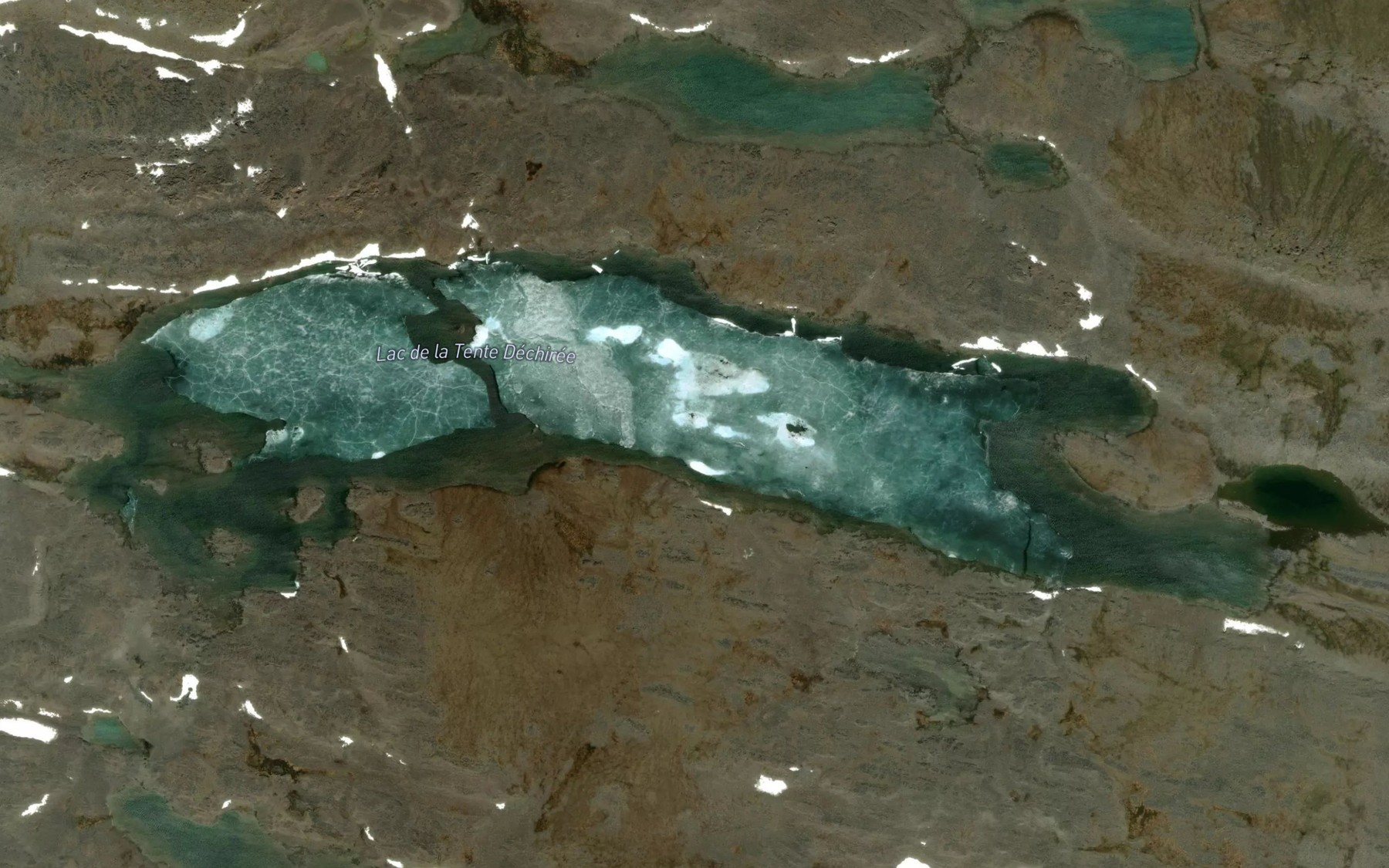 Satellite map of the Lac de la Tente Dechiree
