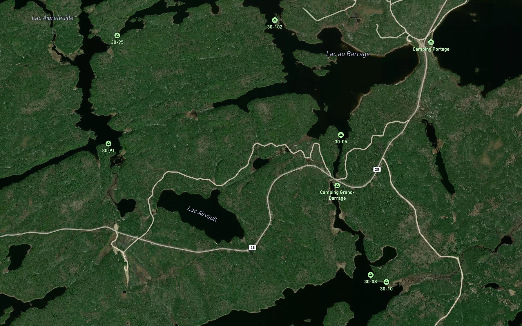 Satellite map of the Lac de la Grande Hermine