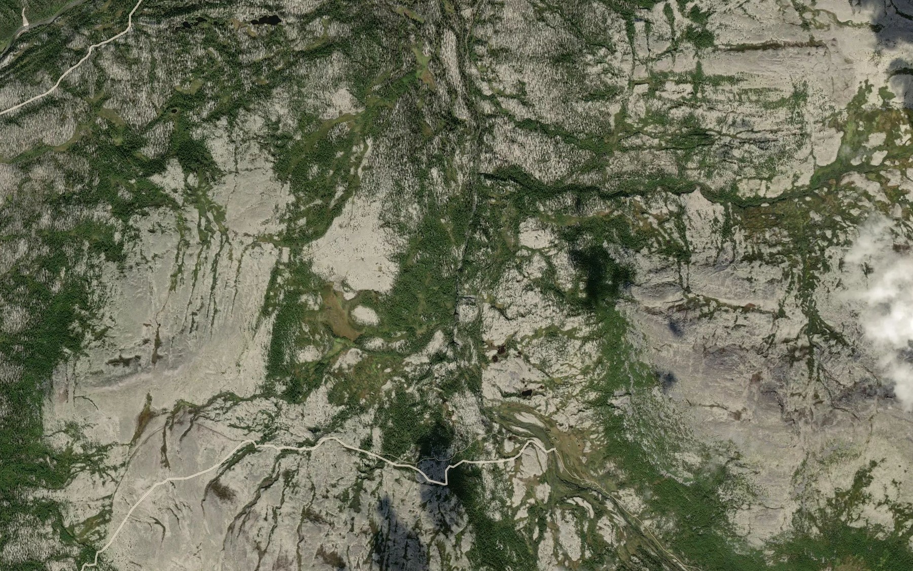 Satellite map of the Mjovassbekken