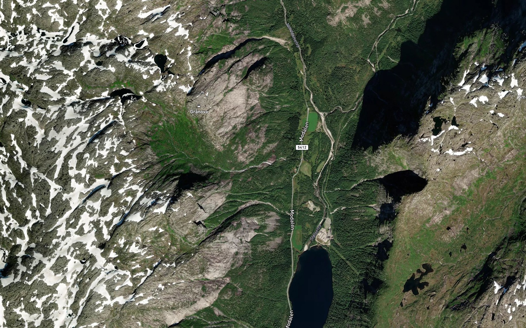 Satellite map of the Kvernhuselvi