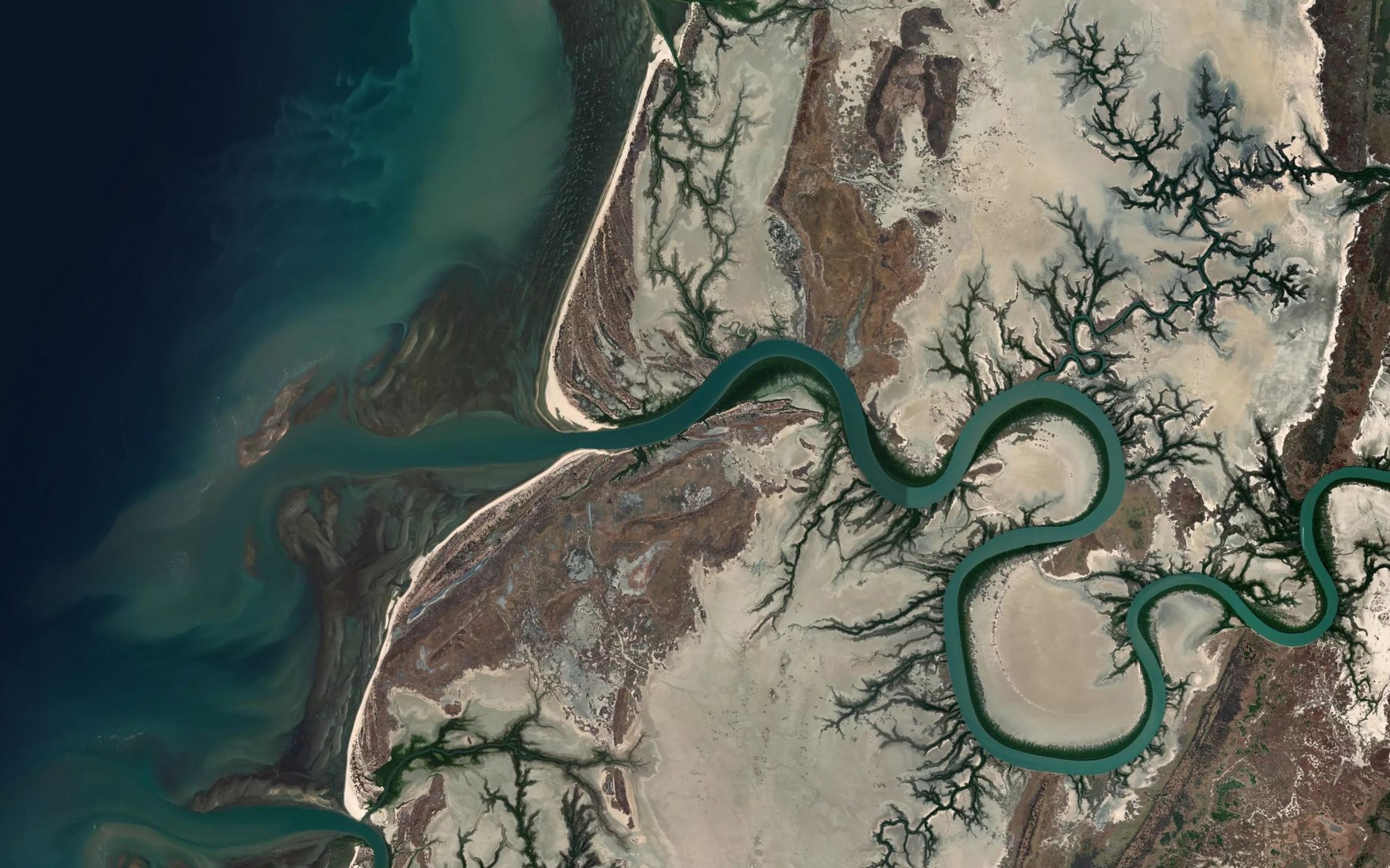 Satellite map of the Accident Inlet