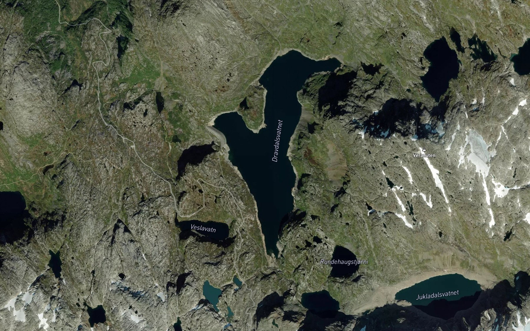 Satellite map of the Dravladalsvatnet