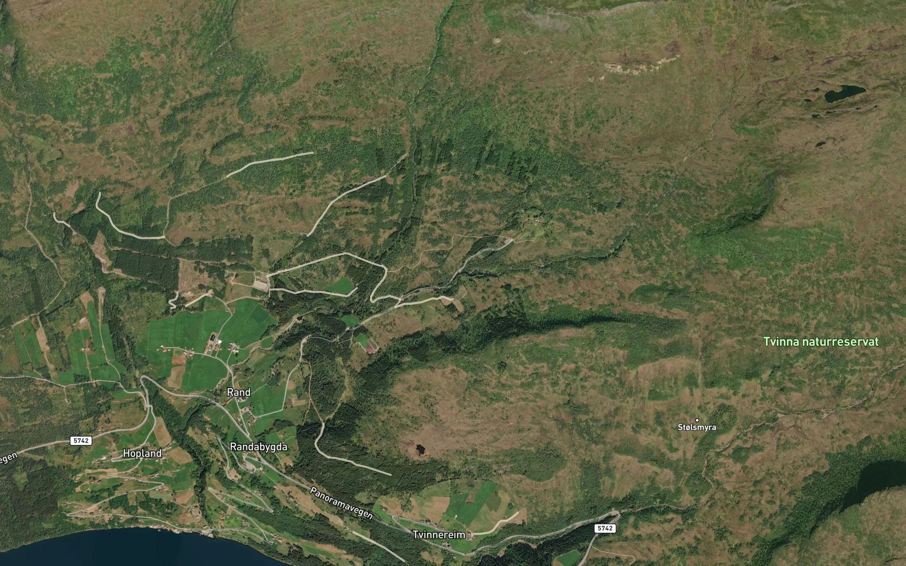 Satellite map of the Stolselva